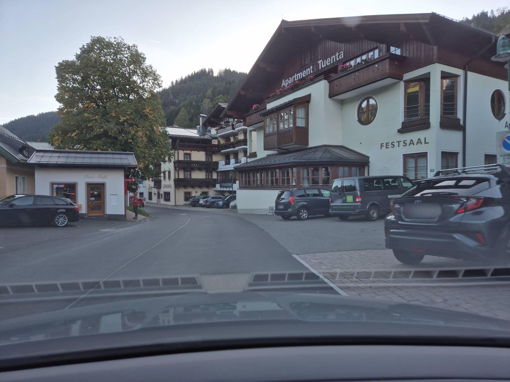 Street view near Apartments Tuenta, Maria Alm am Steinernen Meer — © schermy_at (CC BY-SA · Mapillary)