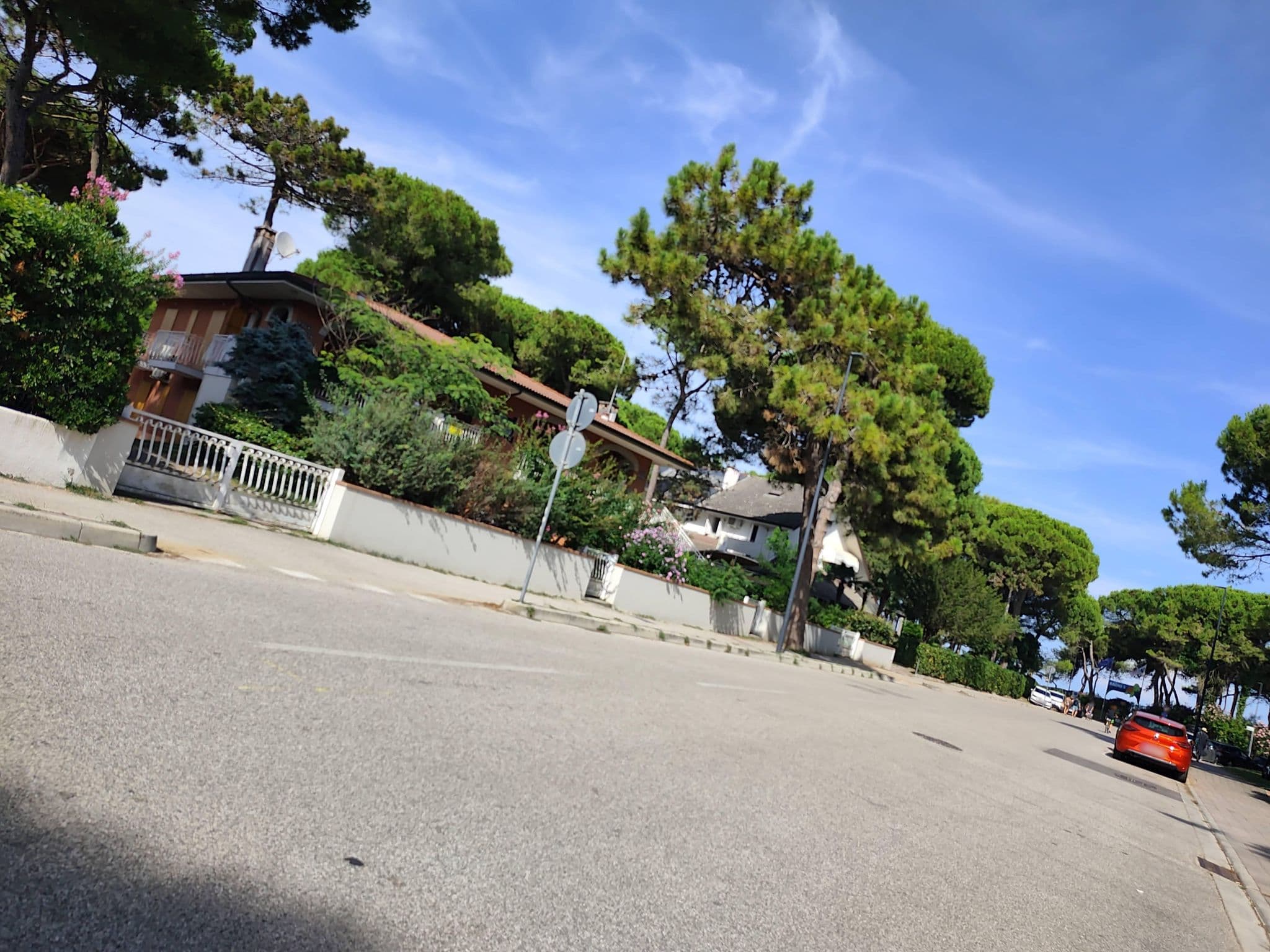 Street view near Residence La Meridiana, Lignano Sabbiadoro — © Duro (CC BY-SA · Mapillary)