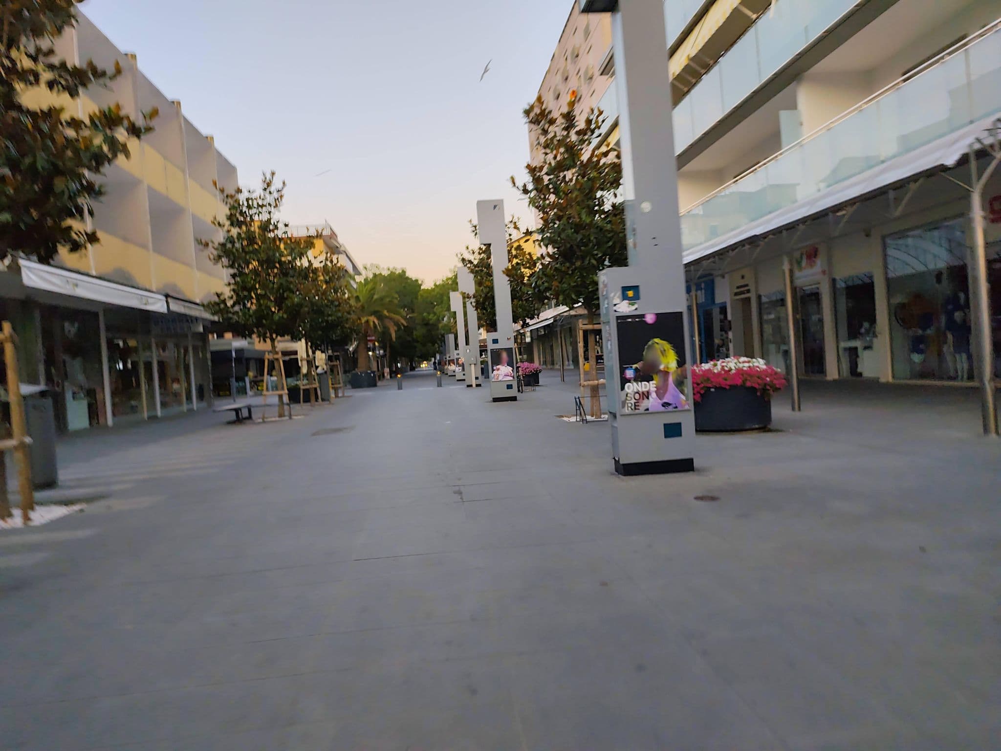 Street view near Hotel Splendid, Lignano Sabbiadoro — © Duro (CC BY-SA · Mapillary)