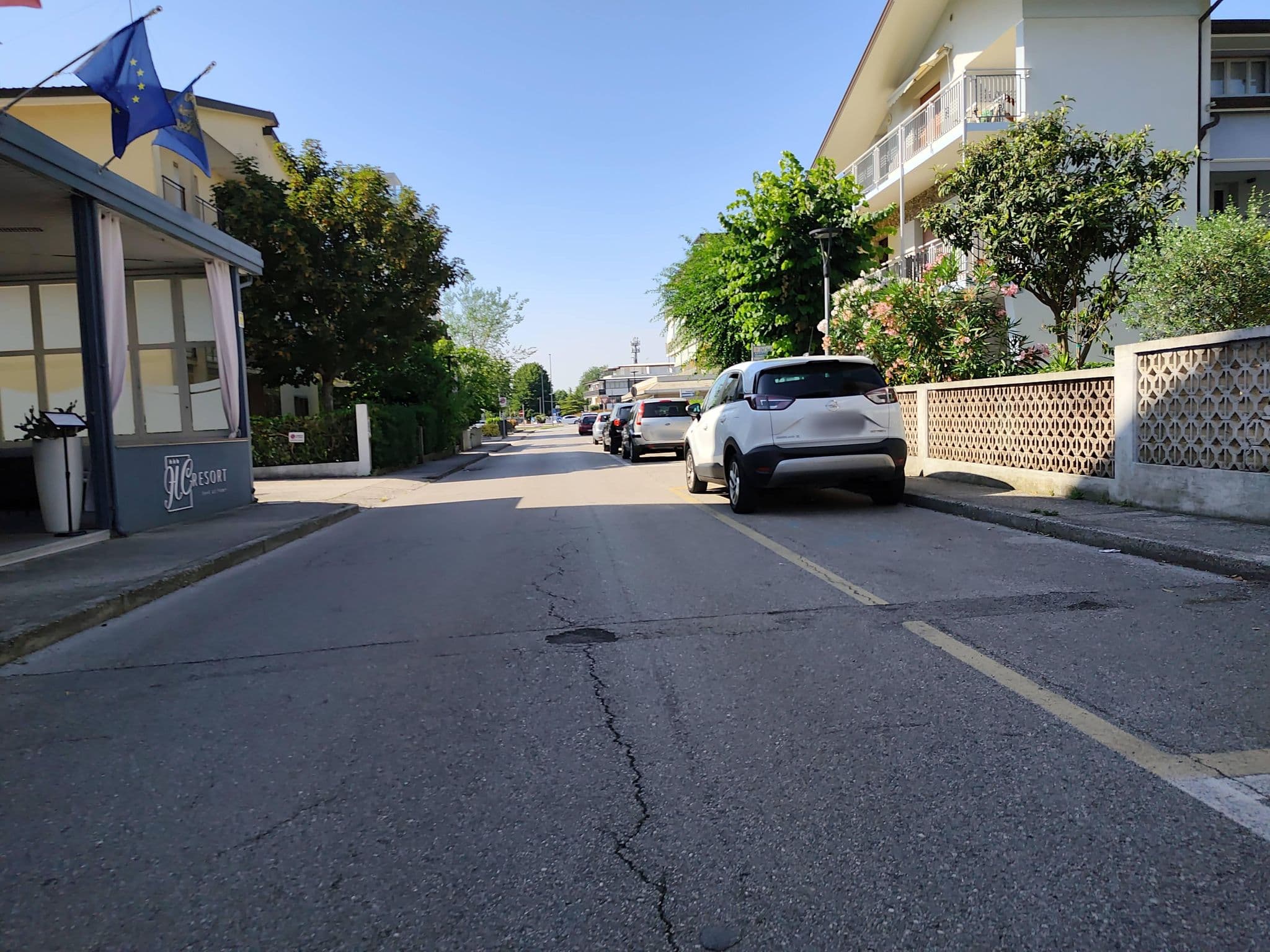 Street view near Pensione Carla, Lignano Sabbiadoro — © Duro (CC BY-SA · Mapillary)