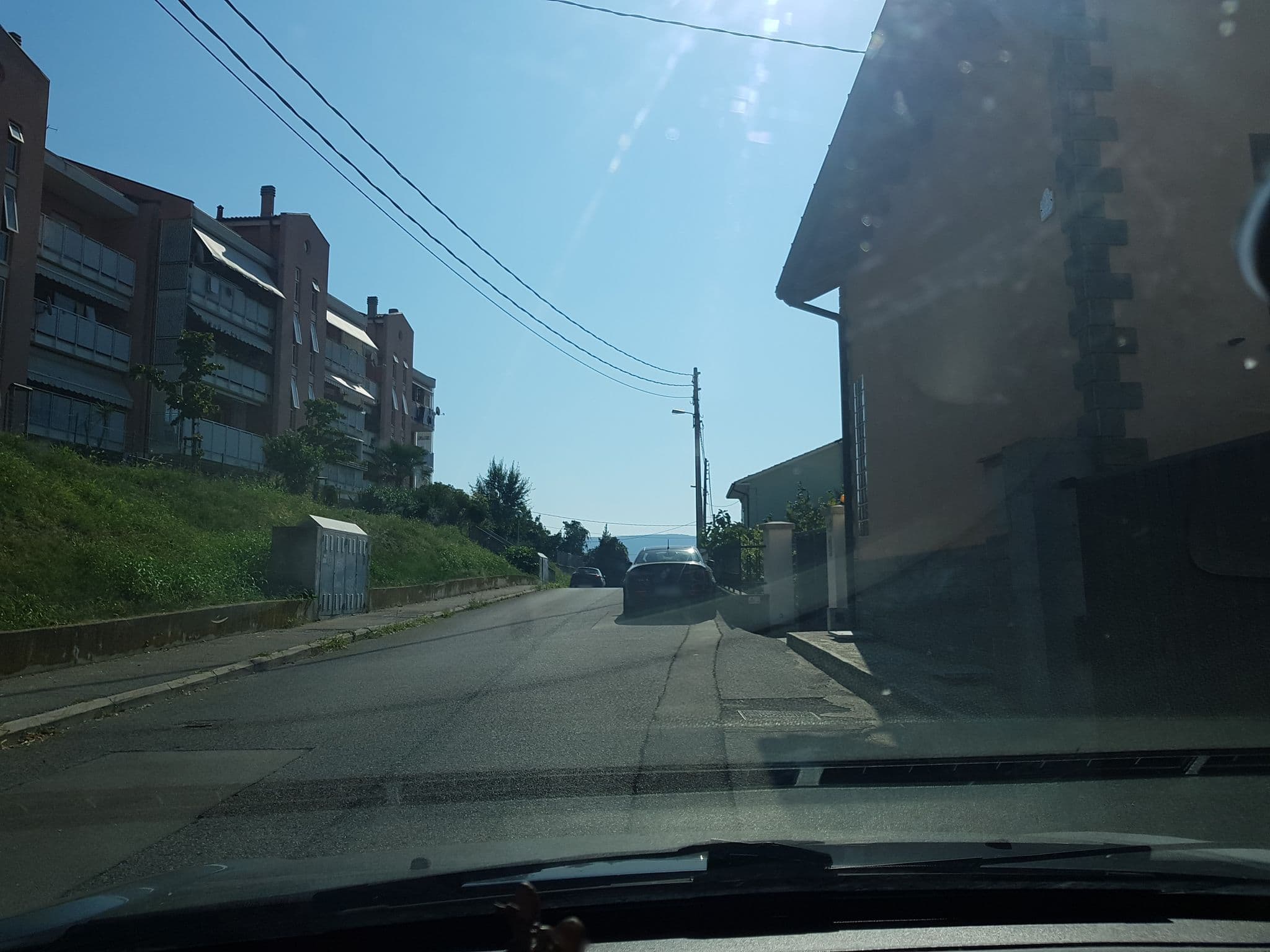 Street view near bed and breakfast dell'acqua 23, Trieste — © igorzo (CC BY-SA · Mapillary)