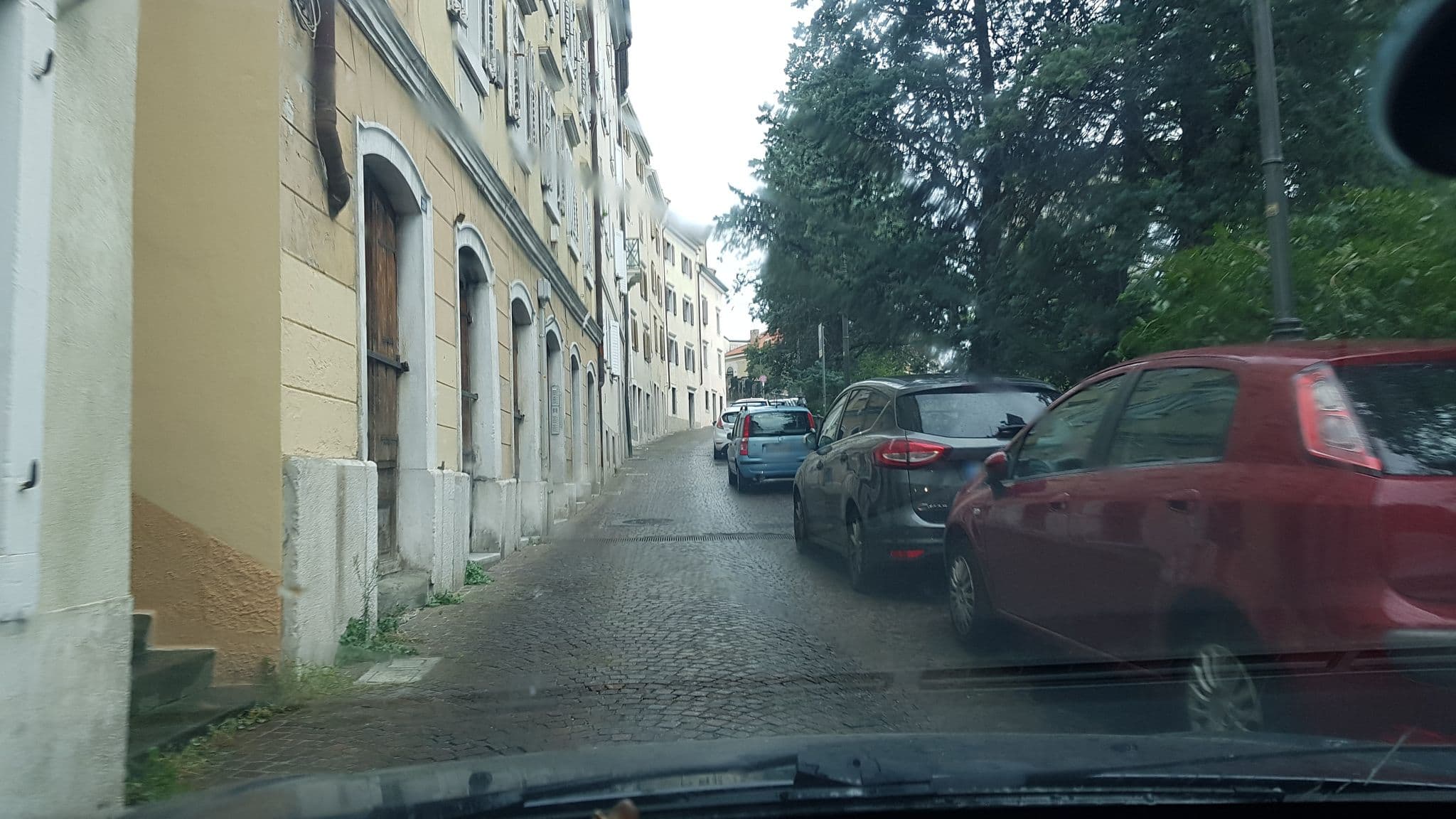Street view near Residence Teatro Romano, Trieste — © igorzo (CC BY-SA · Mapillary)
