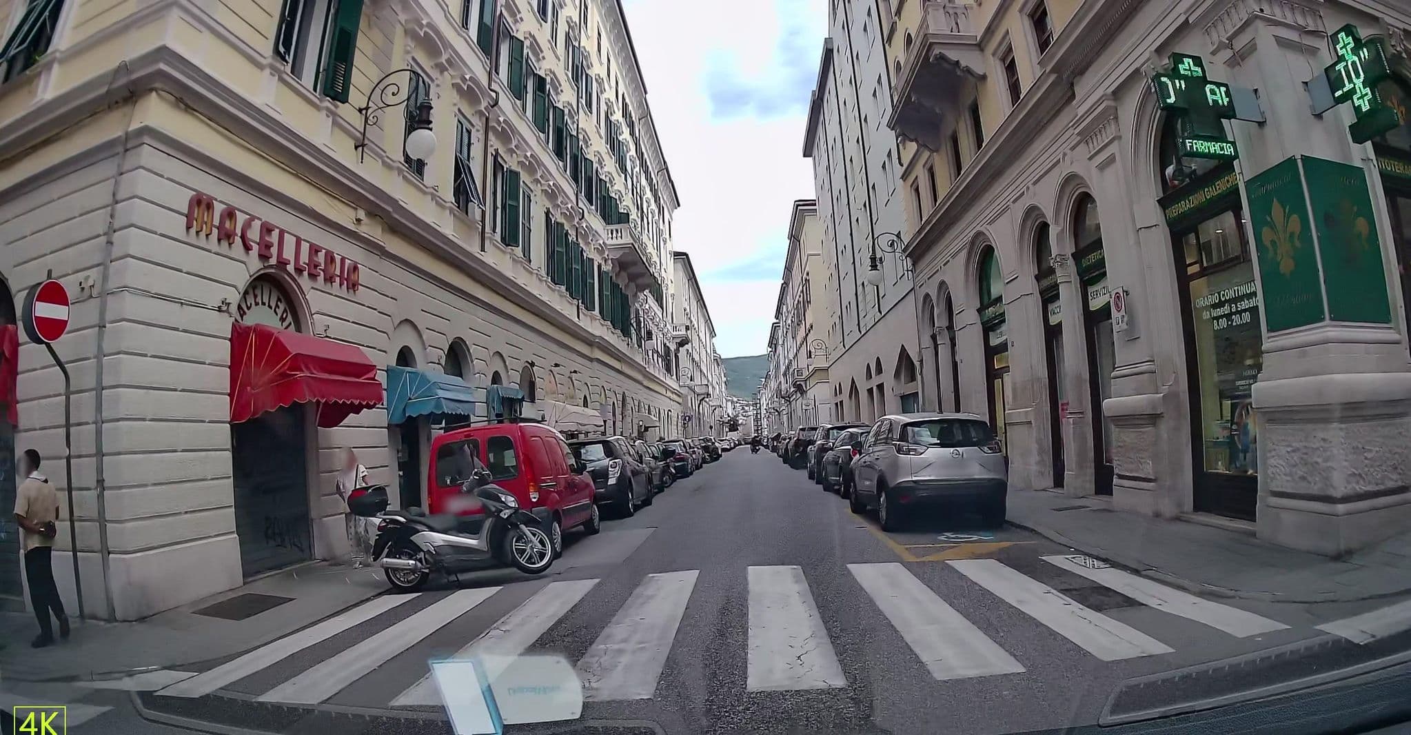Street view near Svevo e Joyce B&B, Trieste — © Ugo_mapedits (CC BY-SA · Mapillary)