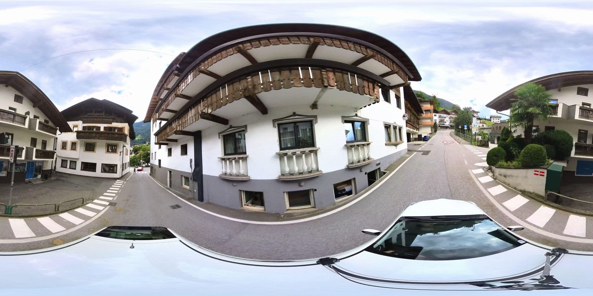 Street view near Rabensteiner Hof, San Leonardo in Passiria — © osmplus_org (CC BY-SA · Mapillary)
