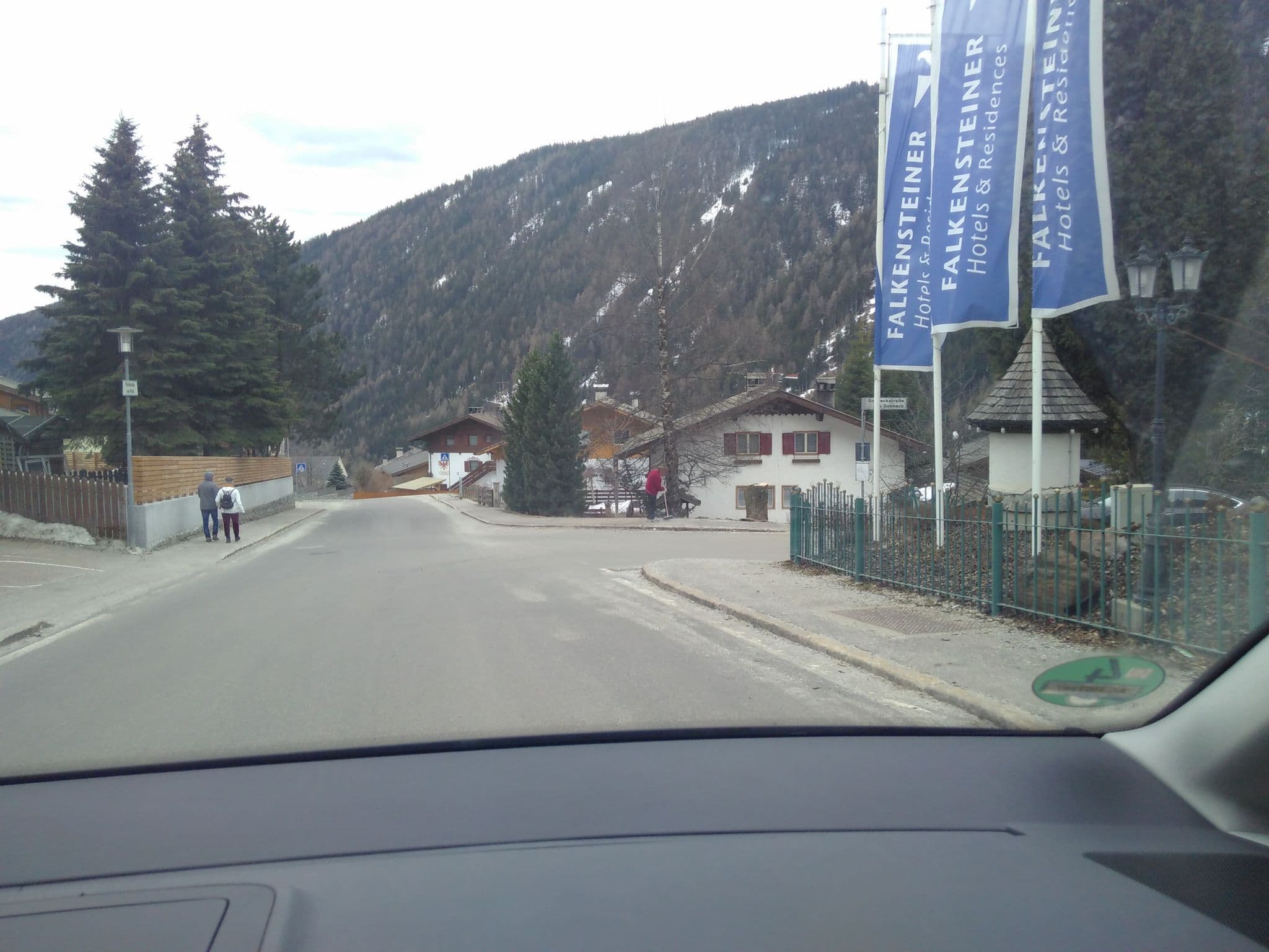 Street view near Hotel Gurnatsch, Rio di Pusteria — © zuse (CC BY-SA · Mapillary)