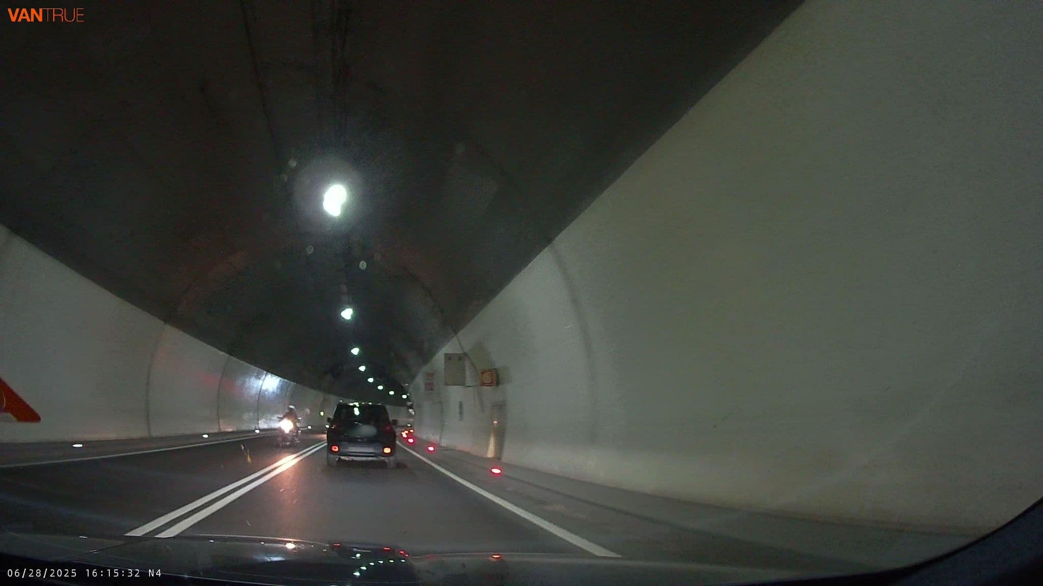 Street view near Hotel Schloss Sonnenburg, San Lorenzo di Sebato — © fcignat (CC BY-SA · Mapillary)