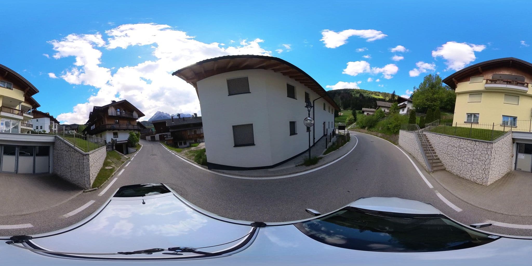 Street view near Kuenzerhof, San Candido — © osmplus_org (CC BY-SA · Mapillary)