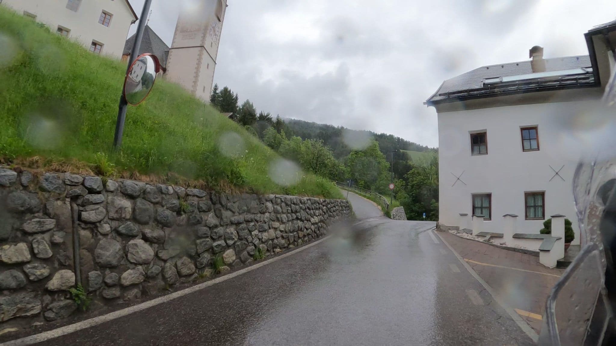 Street view near Ladstaetter Eugen, Valdaora di Mezzo — © crami (CC BY-SA · Mapillary)