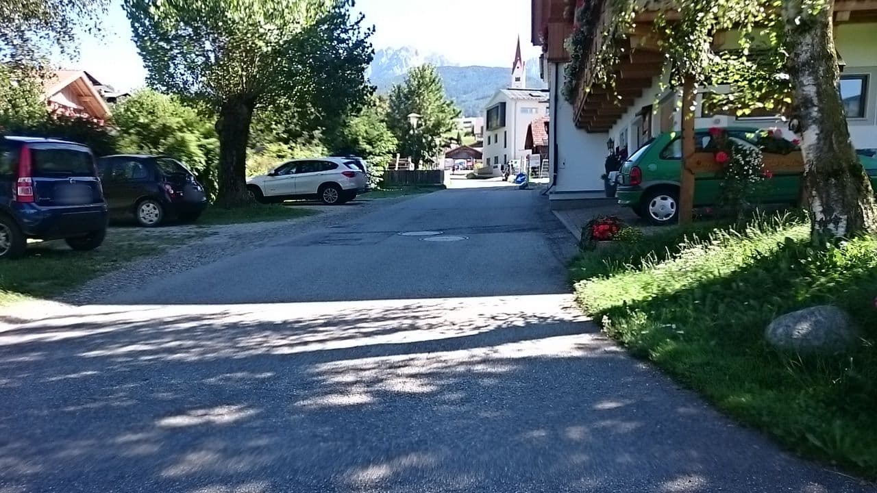 Street view near App. Birkenheim, Valdaora di Mezzo — © voschix (CC BY-SA · Mapillary)