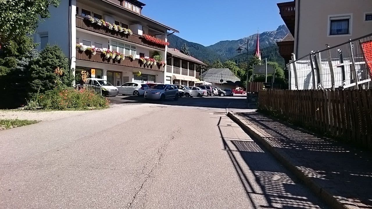 Street view near Pension Maximilian, Valdaora di Mezzo — © voschix (CC BY-SA · Mapillary)