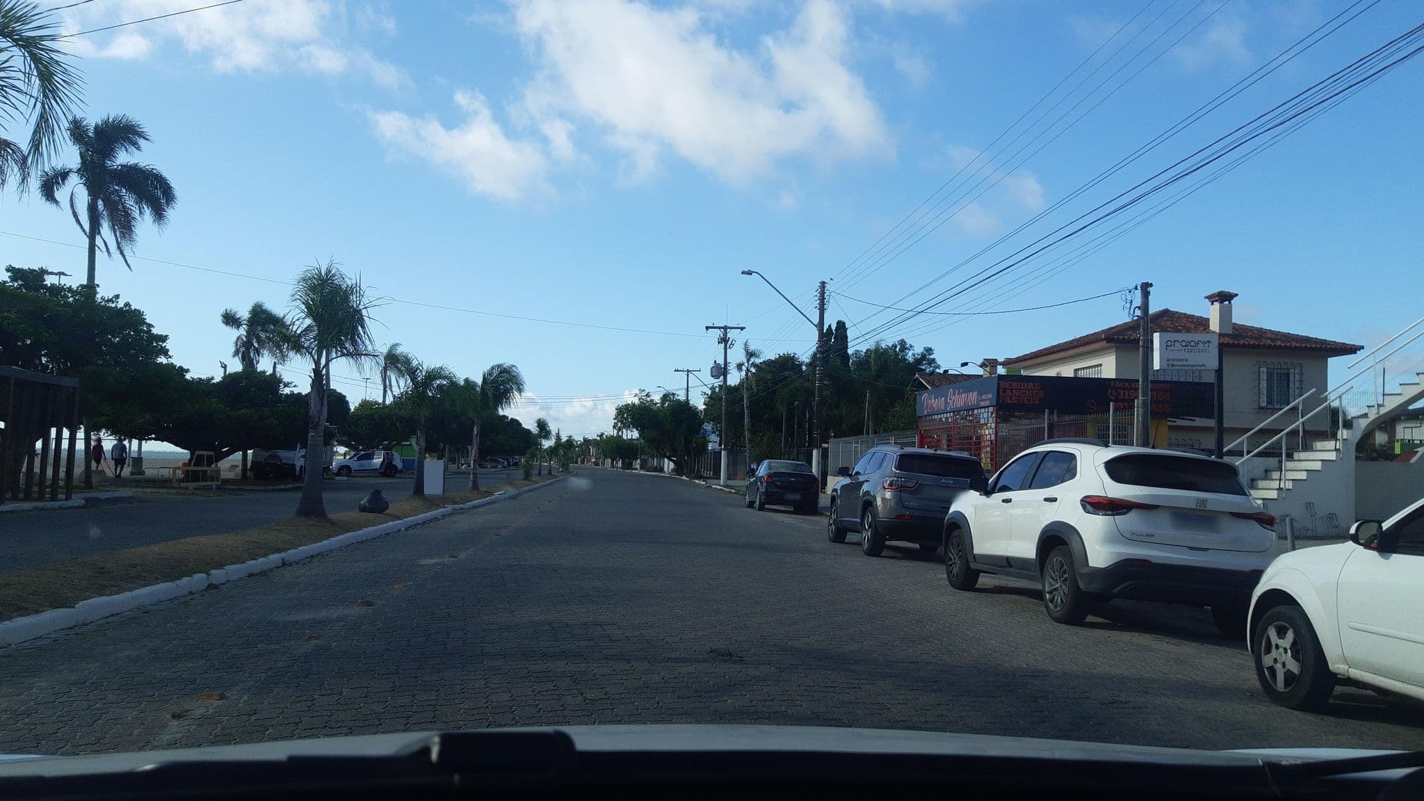 Street view near Cabanas Laranjal, Pelotas — © Kaart_Local (CC BY-SA · Mapillary)