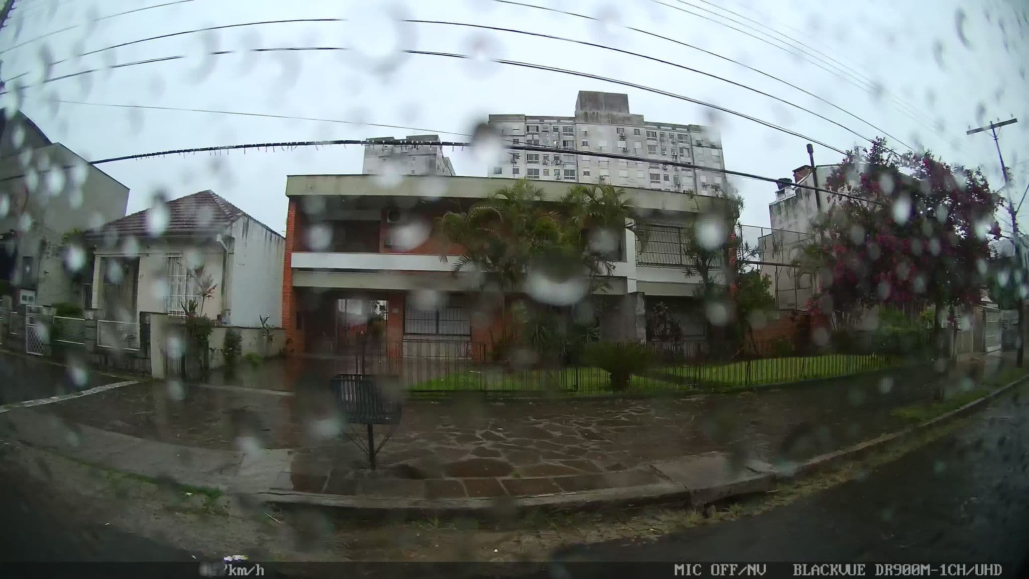 Street view near Motel Audace, Porto Alegre — © kaart_1 (CC BY-SA · Mapillary)