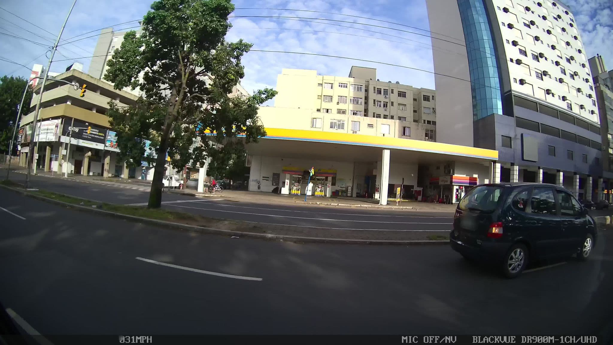 Street view near Comfort Inn, Porto Alegre — © kaart_1 (CC BY-SA · Mapillary)
