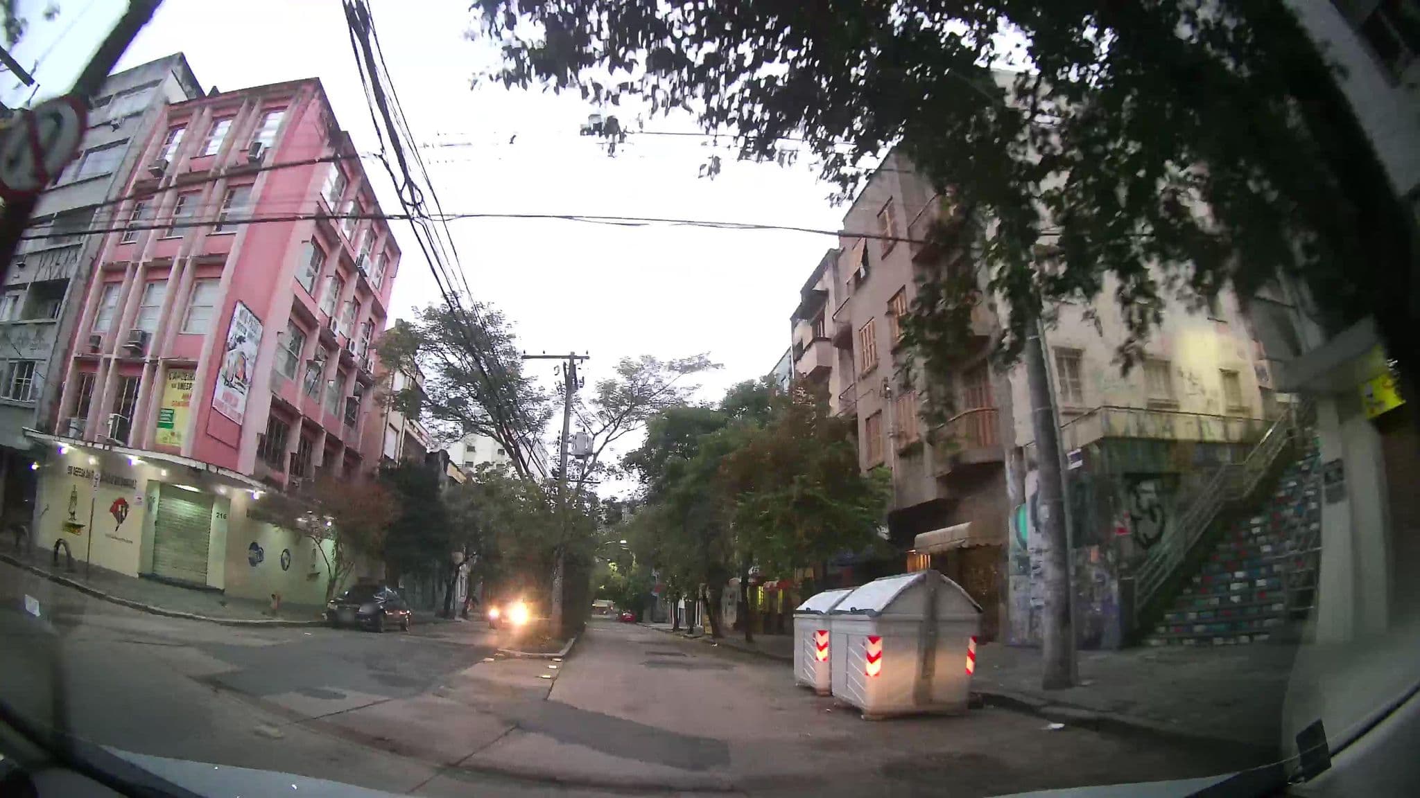 Street view near Link's Hotel, Porto Alegre — © marciosampaio (CC BY-SA · Mapillary)