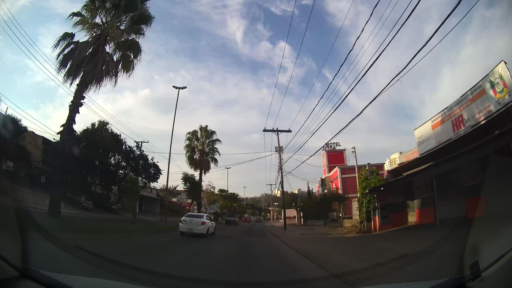 Street view near Motel Monte Carlo, Porto Alegre — © marciosampaio (CC BY-SA · Mapillary)