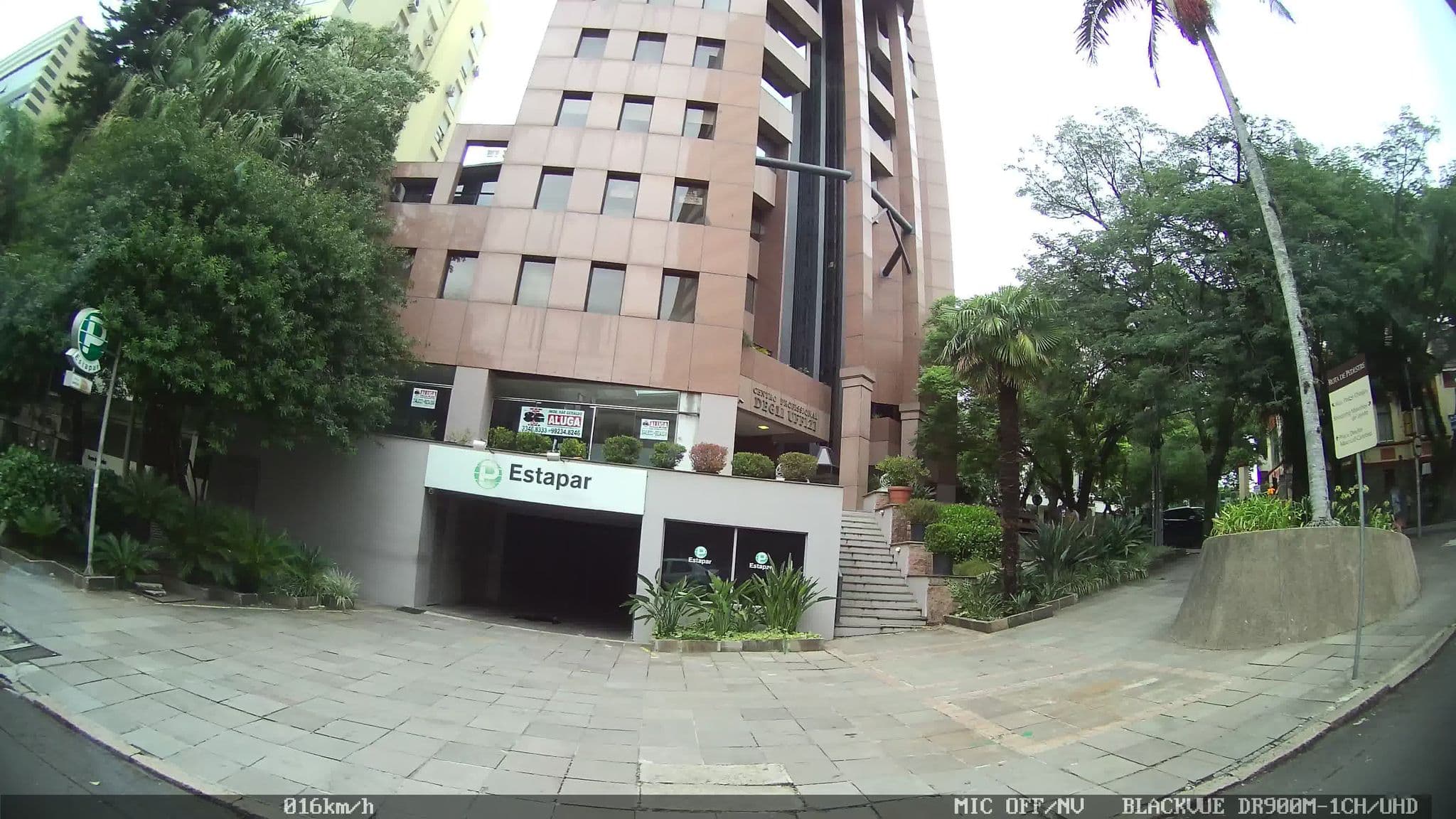 Street view near Suíte Presidencial Sheraton, Porto Alegre — © kaart_1 (CC BY-SA · Mapillary)