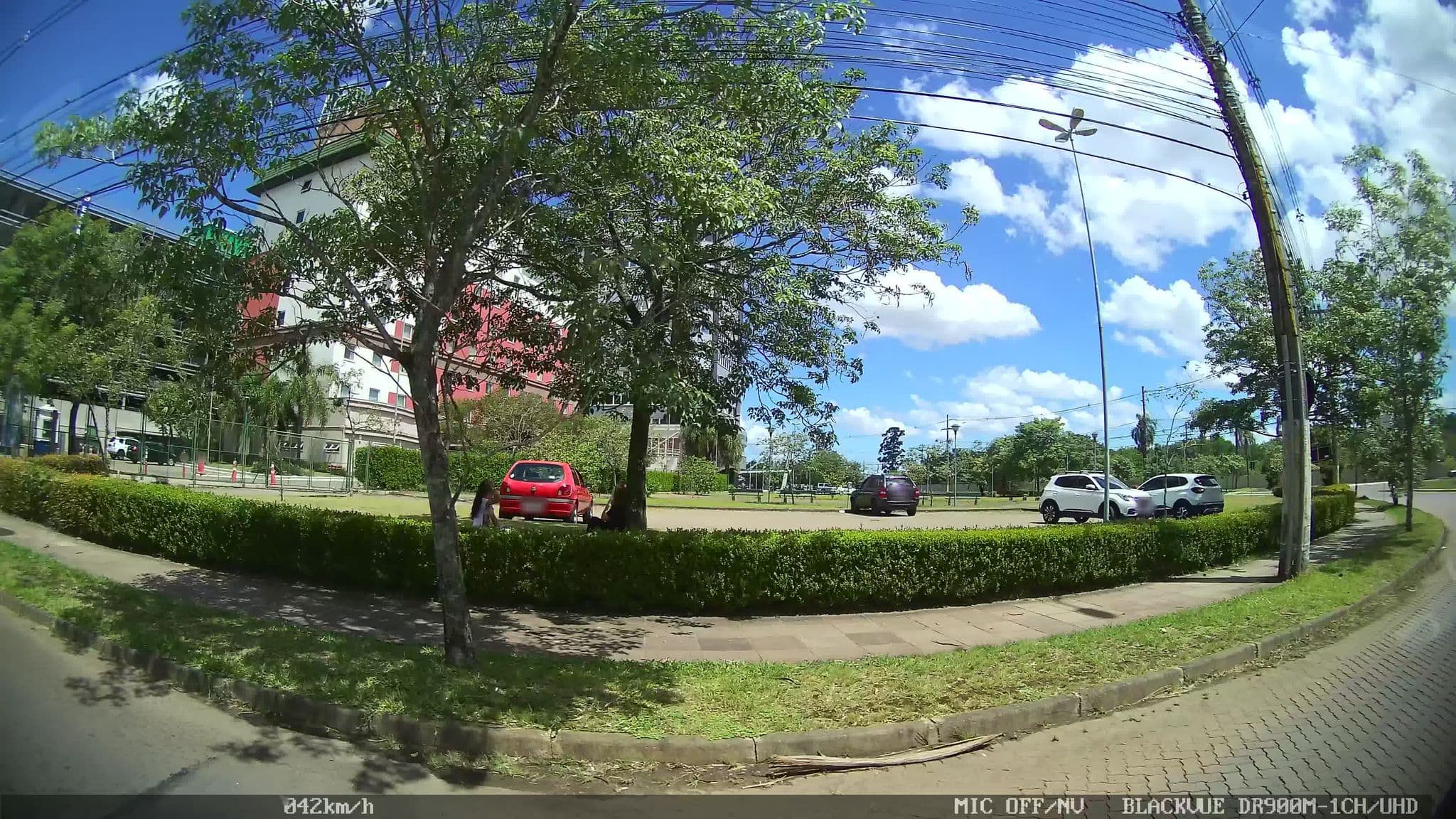 Street view near Room 560, Porto Alegre — © kaart_1 (CC BY-SA · Mapillary)