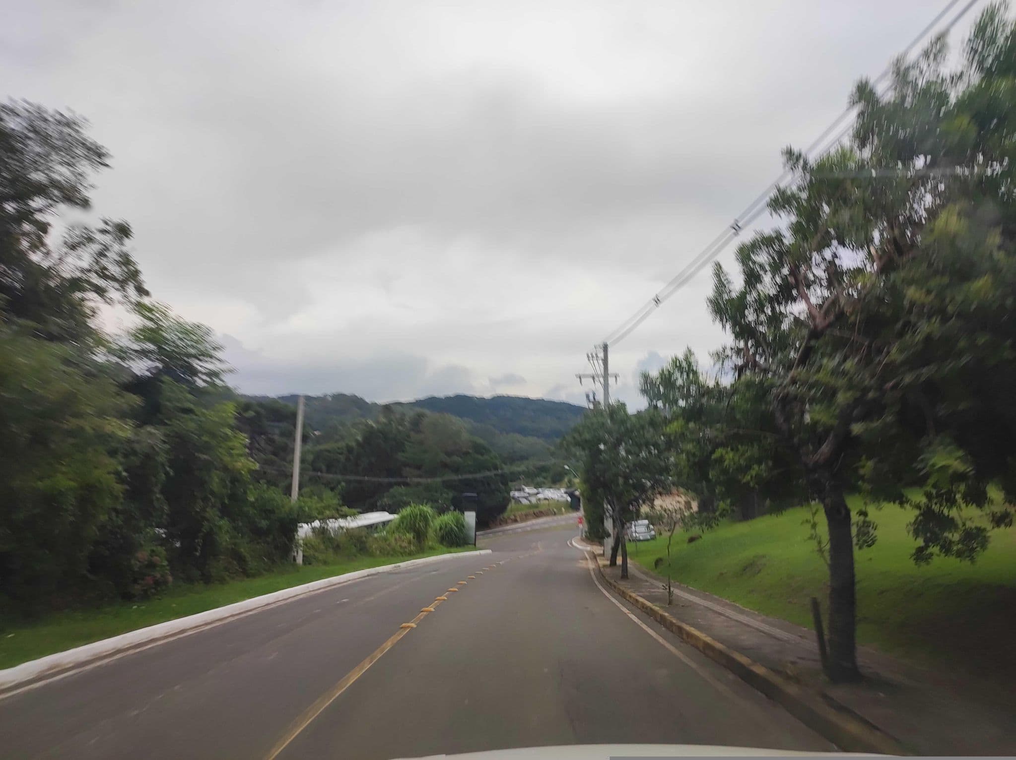 Street view near Pousada Vila Das Neves, Gramado — © diegokrein (CC BY-SA · Mapillary)