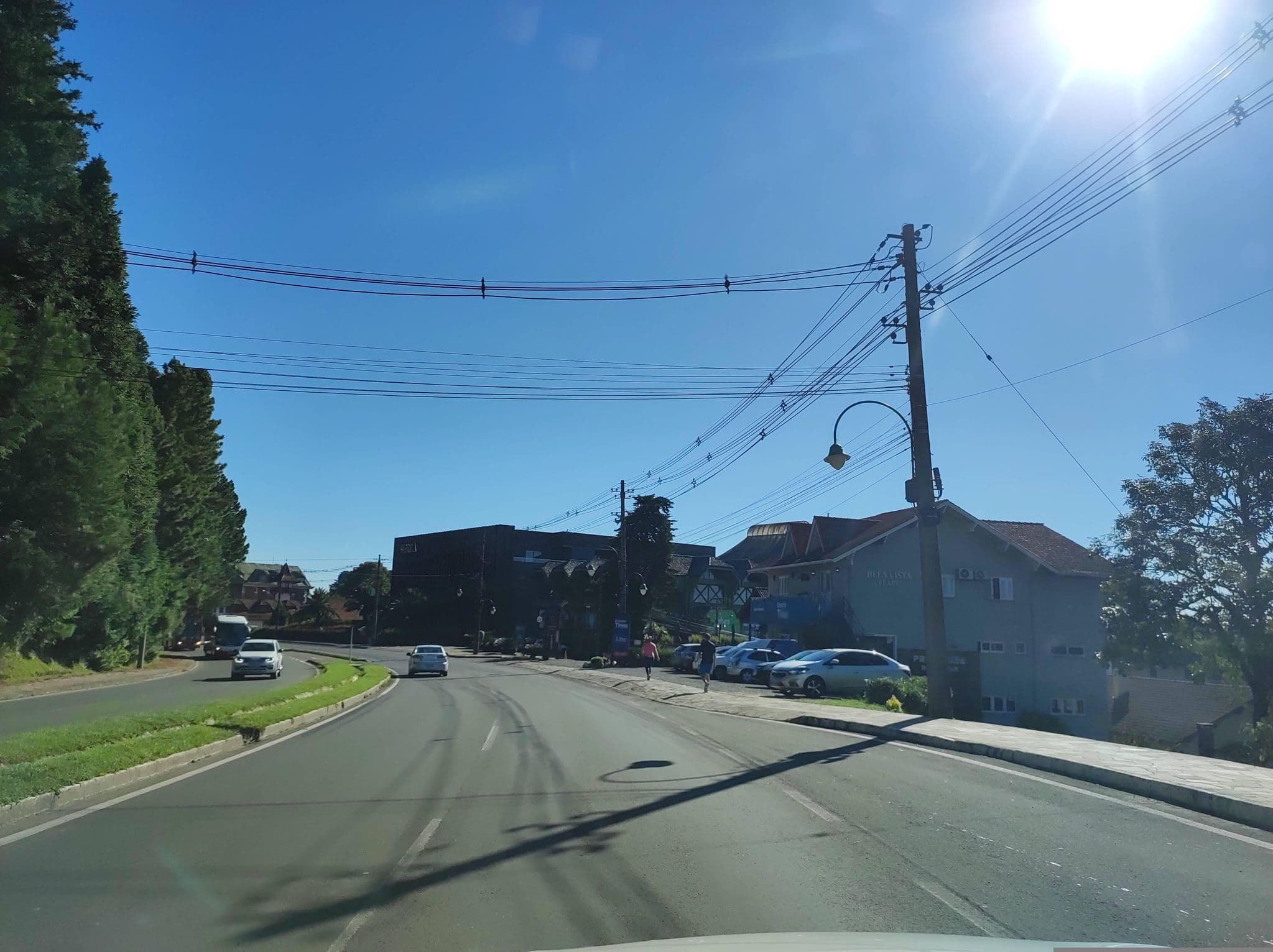 Street view near Pousada Vale do Quilombo, Gramado — © diegokrein (CC BY-SA · Mapillary)