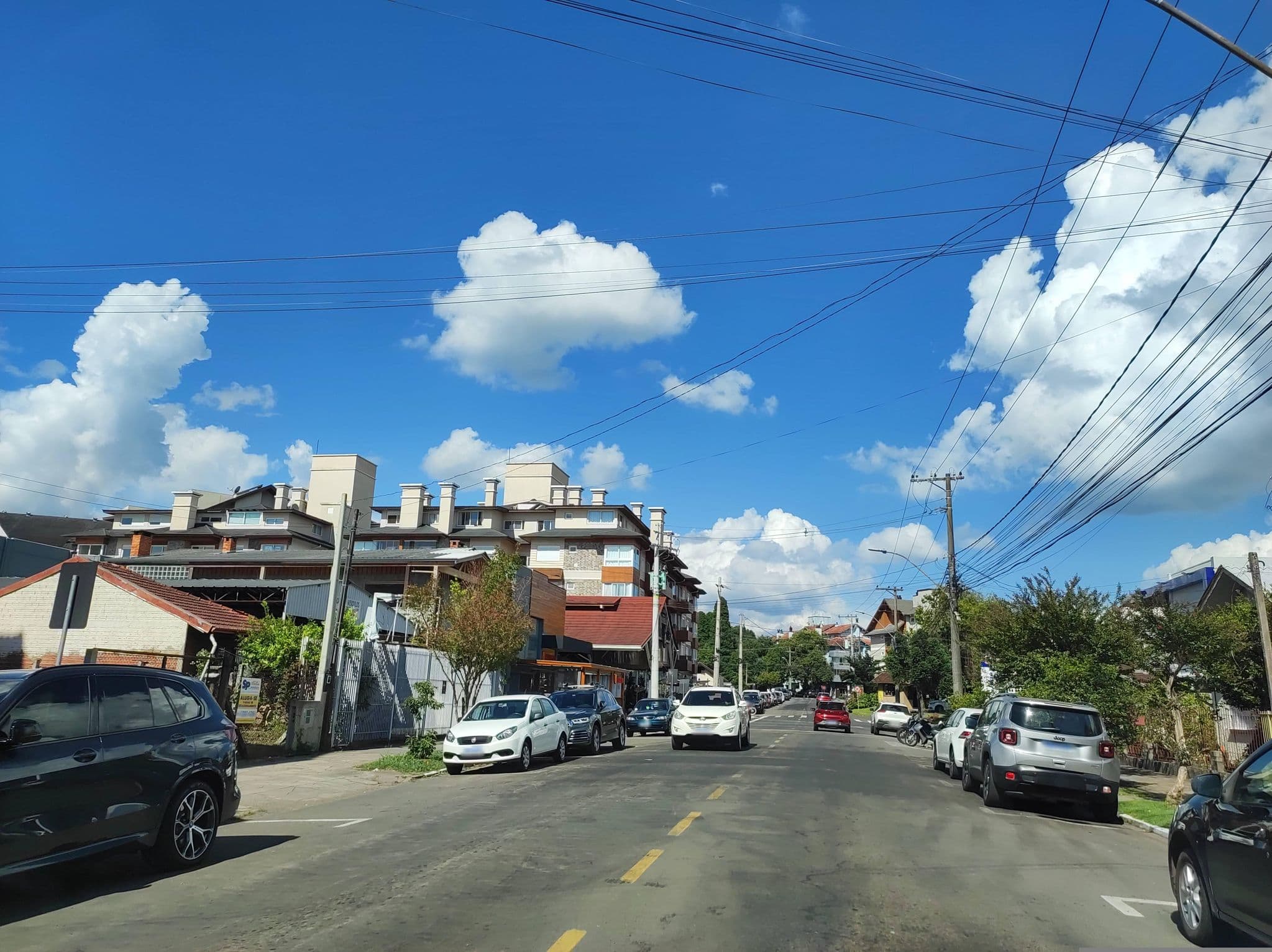 Street view near Pousada Villa Vecchia, Canela — © diegokrein (CC BY-SA · Mapillary)