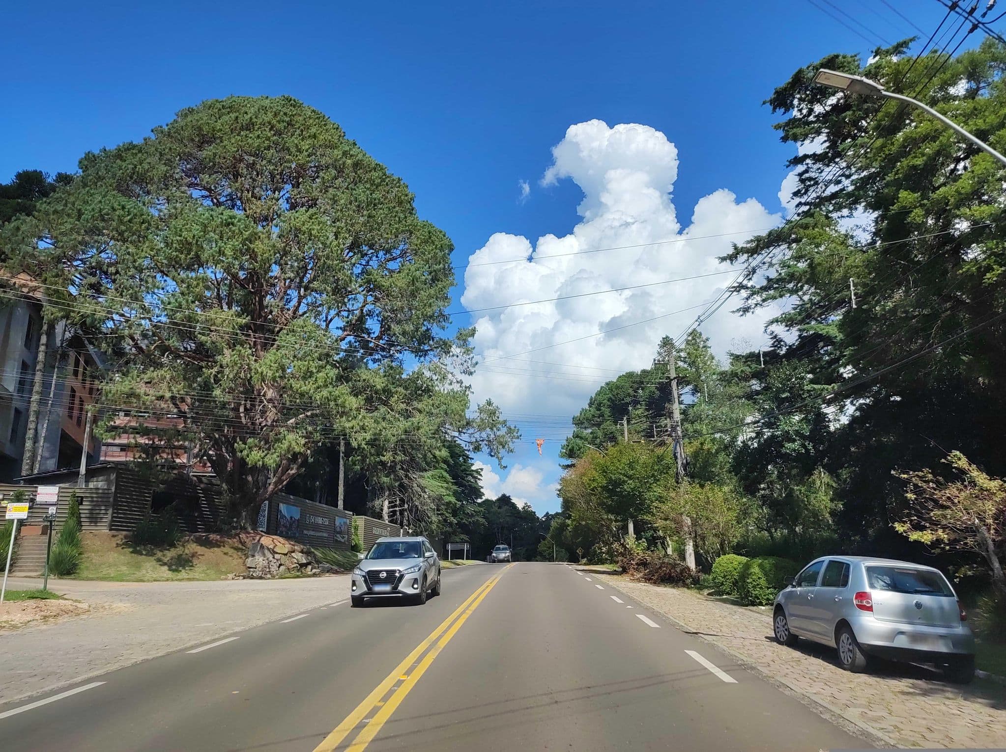 Street view near Pousada e Spa Don Ramon, Canela — © diegokrein (CC BY-SA · Mapillary)