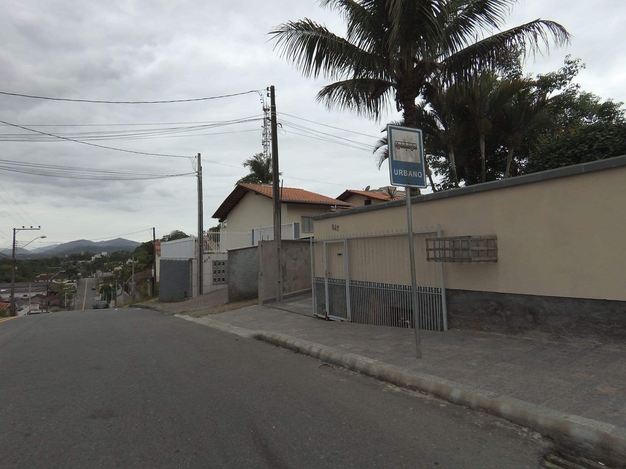 Street view near Aconchego Vale Europeu, Blumenau — © sricanesh (CC BY-SA · Mapillary)