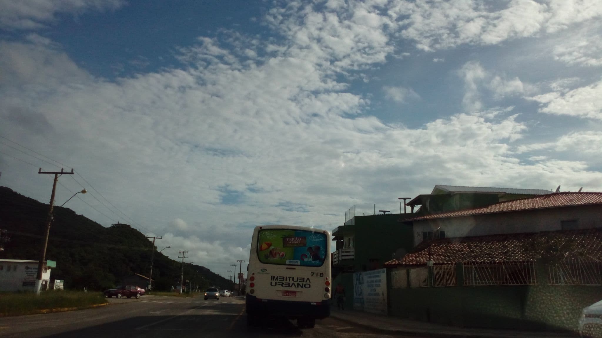 Street view near Pousada Praia da Villa, Imbituba — © carlosbrys (CC BY-SA · Mapillary)