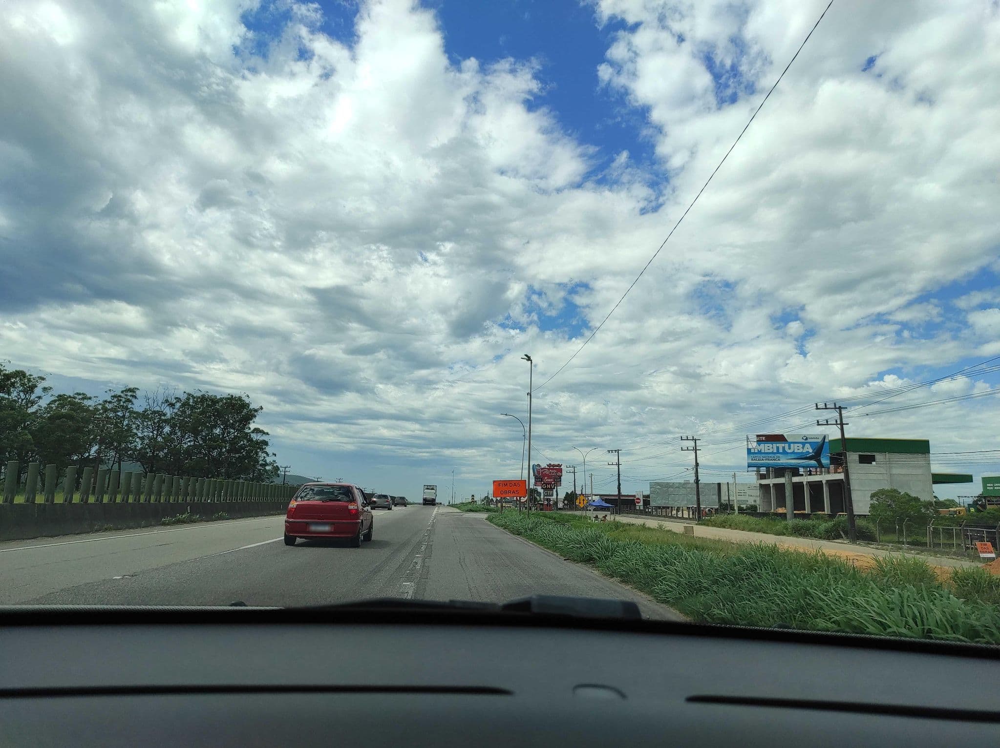 Street view near Hotel Recanto, Imbituba — © sulriograndense (CC BY-SA · Mapillary)