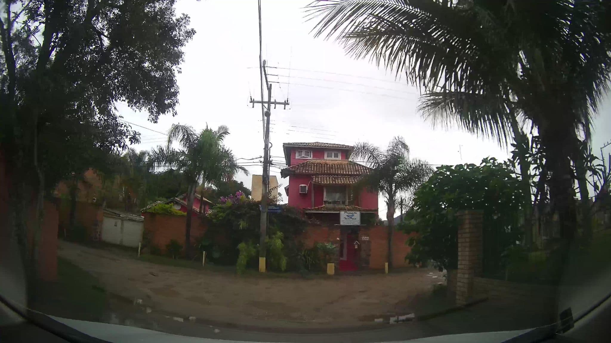 Street view near pousada tonapraia, Rio Tavares — © marciosampaio (CC BY-SA · Mapillary)