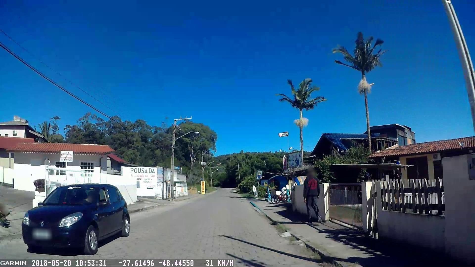 Street view near Felicidade da ilha, Lagoa — © tomio (CC BY-SA · Mapillary)