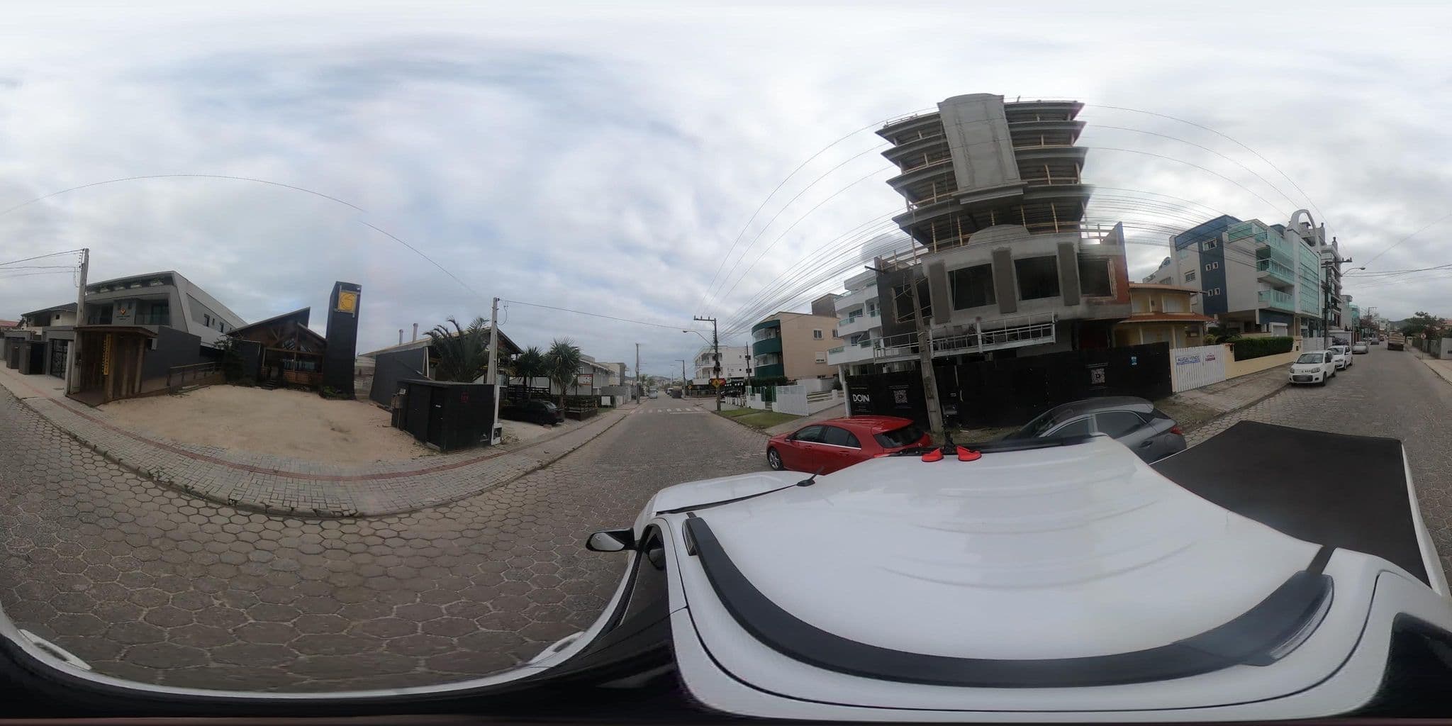 Street view near Vista das Galés, Bombinhas — © jaderbavaresco (CC BY-SA · Mapillary)