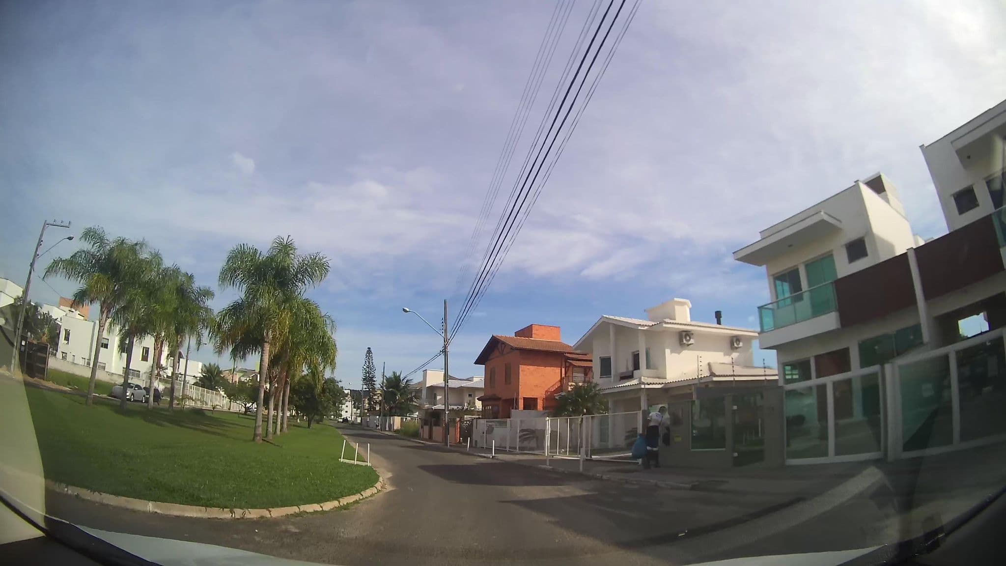 Street view near Pousada Tawaii, Itacorubi — © marciosampaio (CC BY-SA · Mapillary)