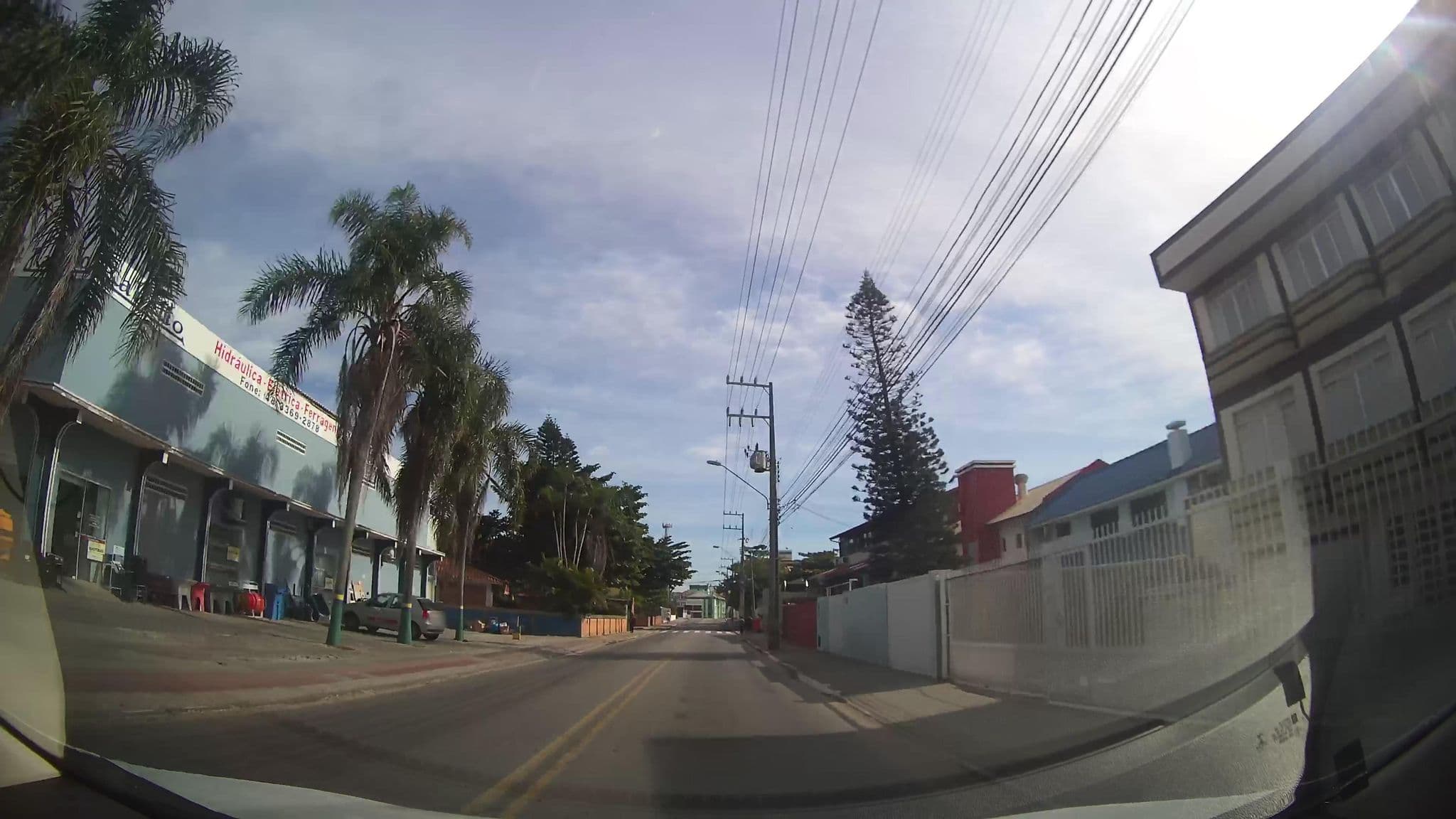 Street view near Pousada Solar dos golfinhos, Itacorubi — © marciosampaio (CC BY-SA · Mapillary)