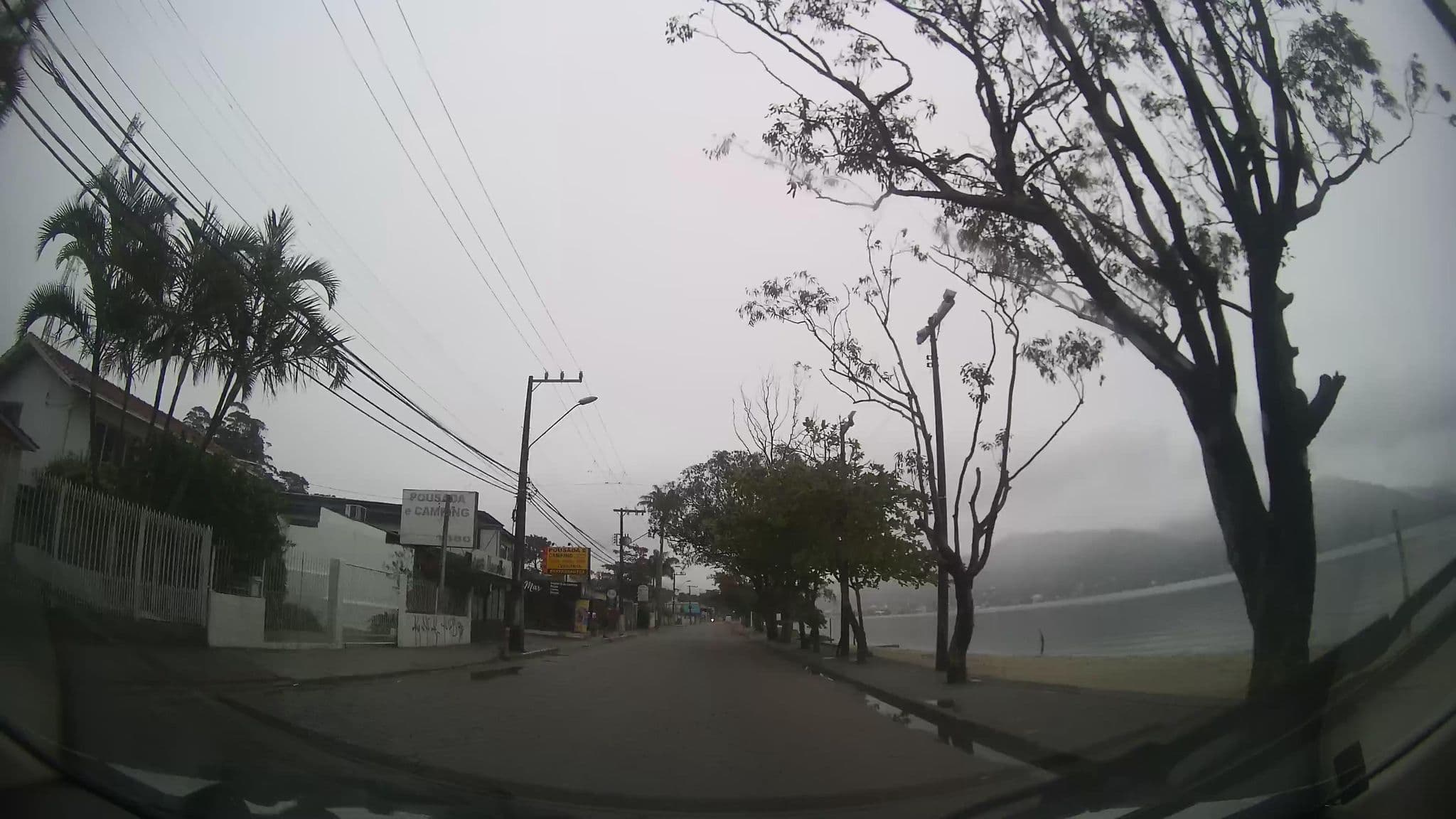 Street view near Pousada Lagoa da Conceição, Lagoa — © marciosampaio (CC BY-SA · Mapillary)