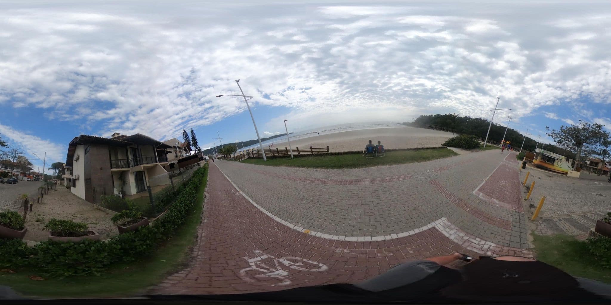 Street view near Pousada Brilho do Sol, Bombinhas — © jaderbavaresco (CC BY-SA · Mapillary)