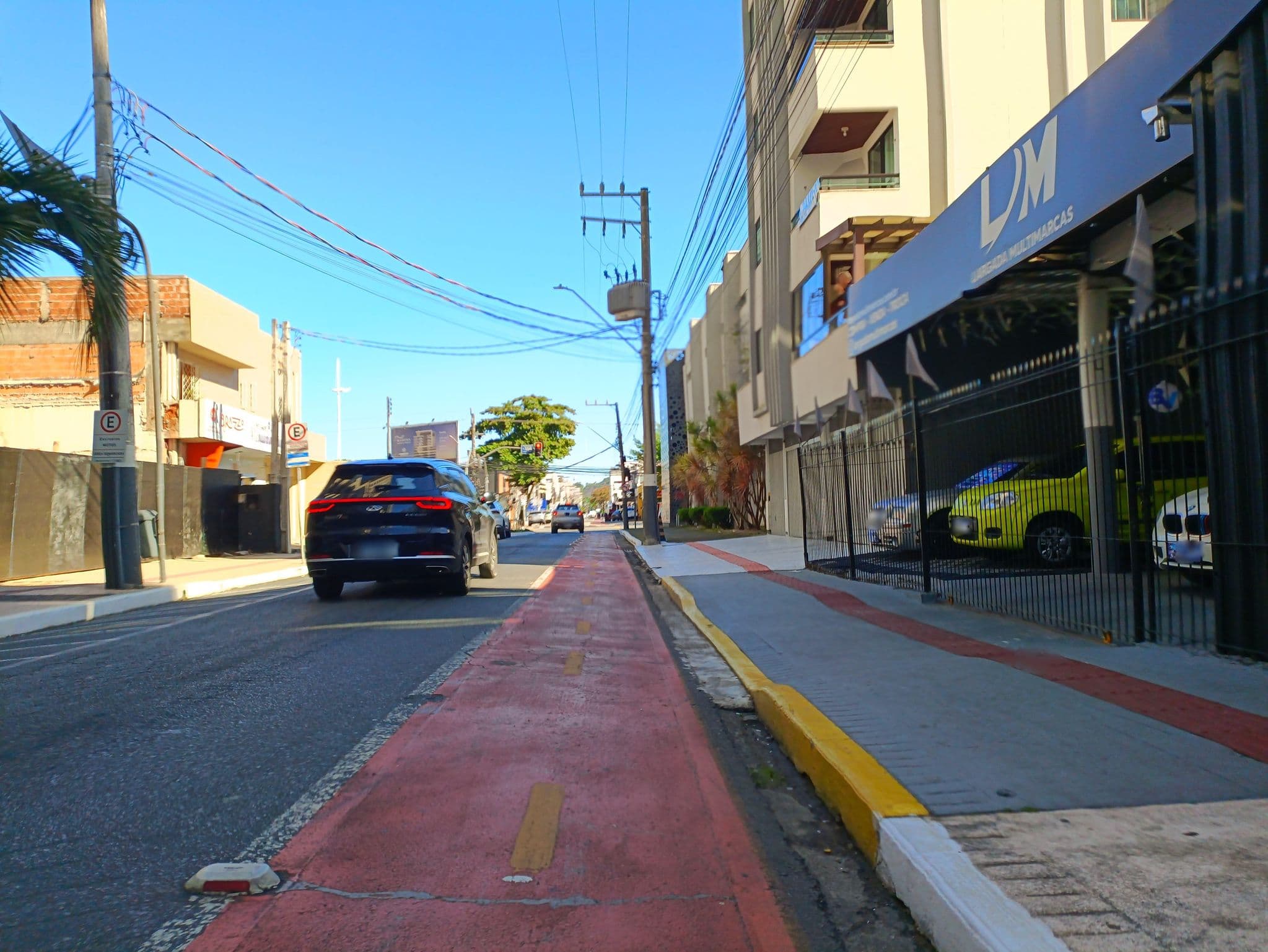 Street view near Cabanas Hostel & Suites, Balneário Camboriú — © ags1968 (CC BY-SA · Mapillary)