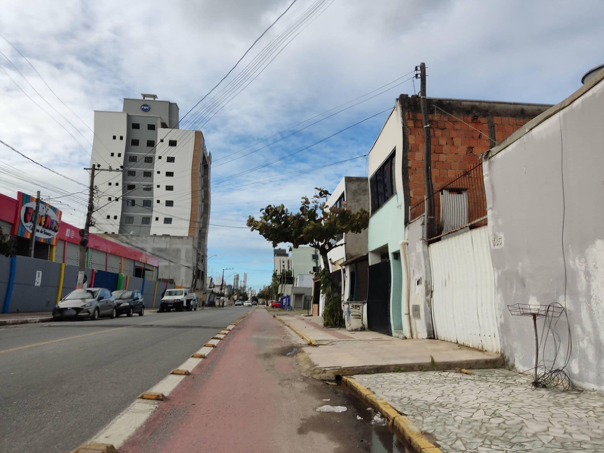 Street view near Hostel Camboriu, Balneário Camboriú — © JoeGo (CC BY-SA · Mapillary)