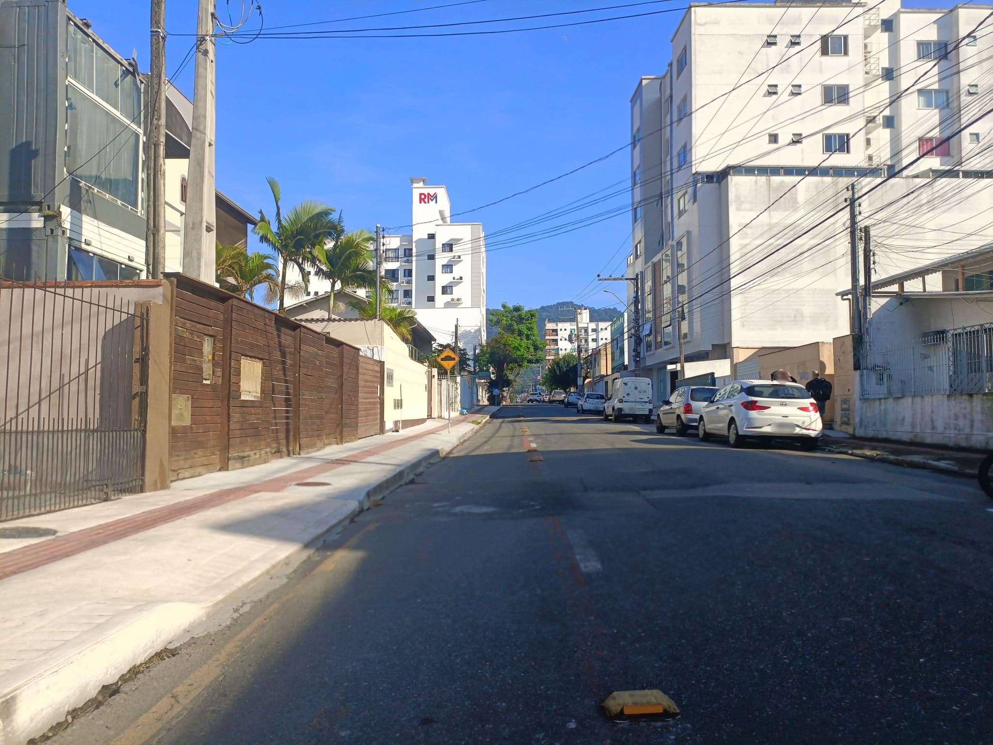 Street view near Marco Zero Containers, Balneário Camboriú — © ags1968 (CC BY-SA · Mapillary)