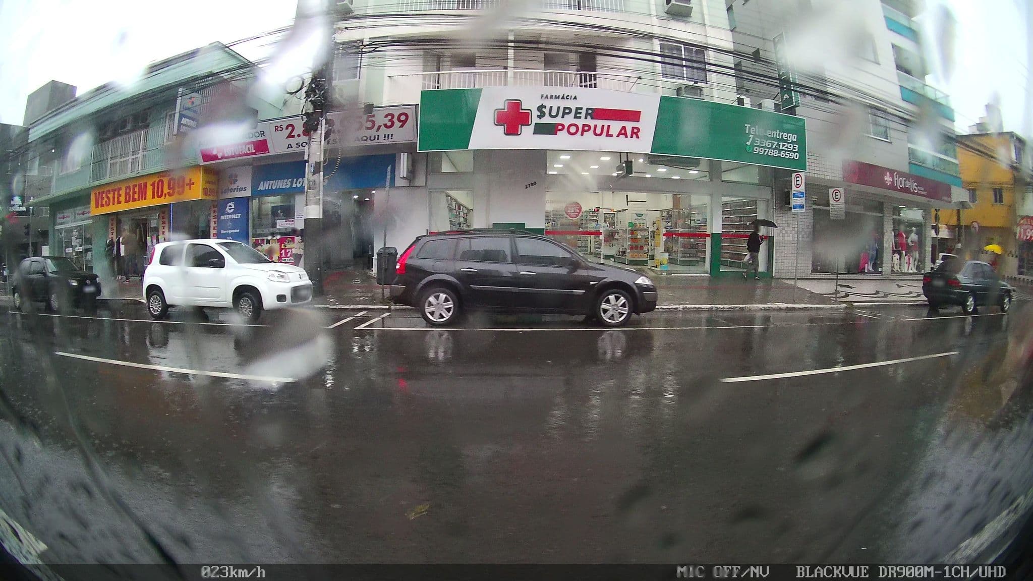 Street view near quarto 414 - hotel viera's, Balneário Camboriú — © kaart5 (CC BY-SA · Mapillary)
