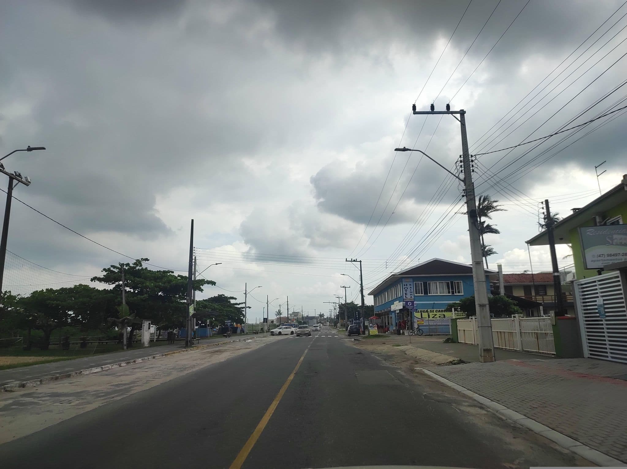 Street view near Residencial Samoa, Guaratuba — © diegokrein (CC BY-SA · Mapillary)