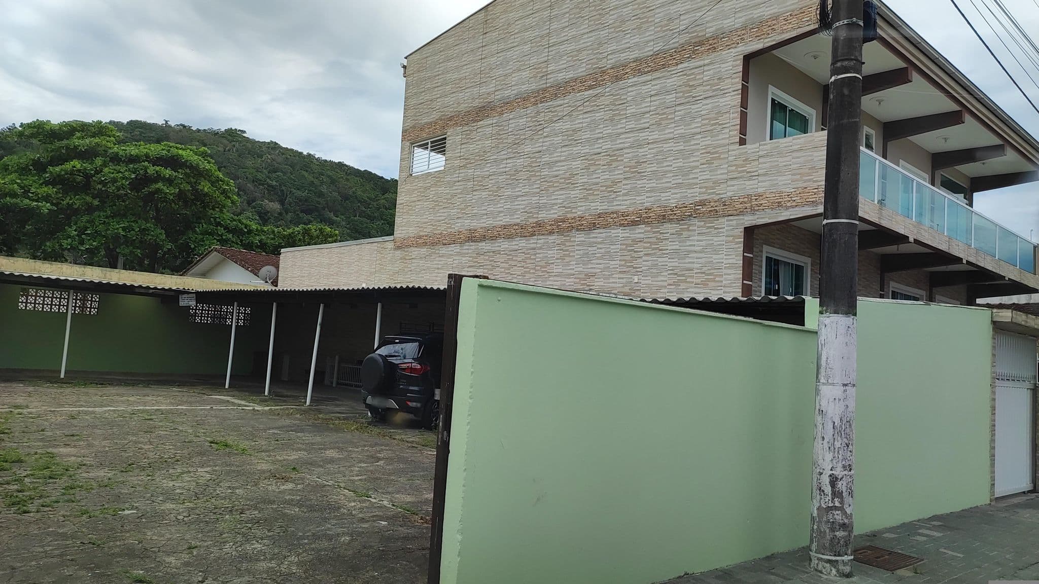 Street view near Pousada Do Mar, São Francisco do Sul — © diegokrein (CC BY-SA · Mapillary)