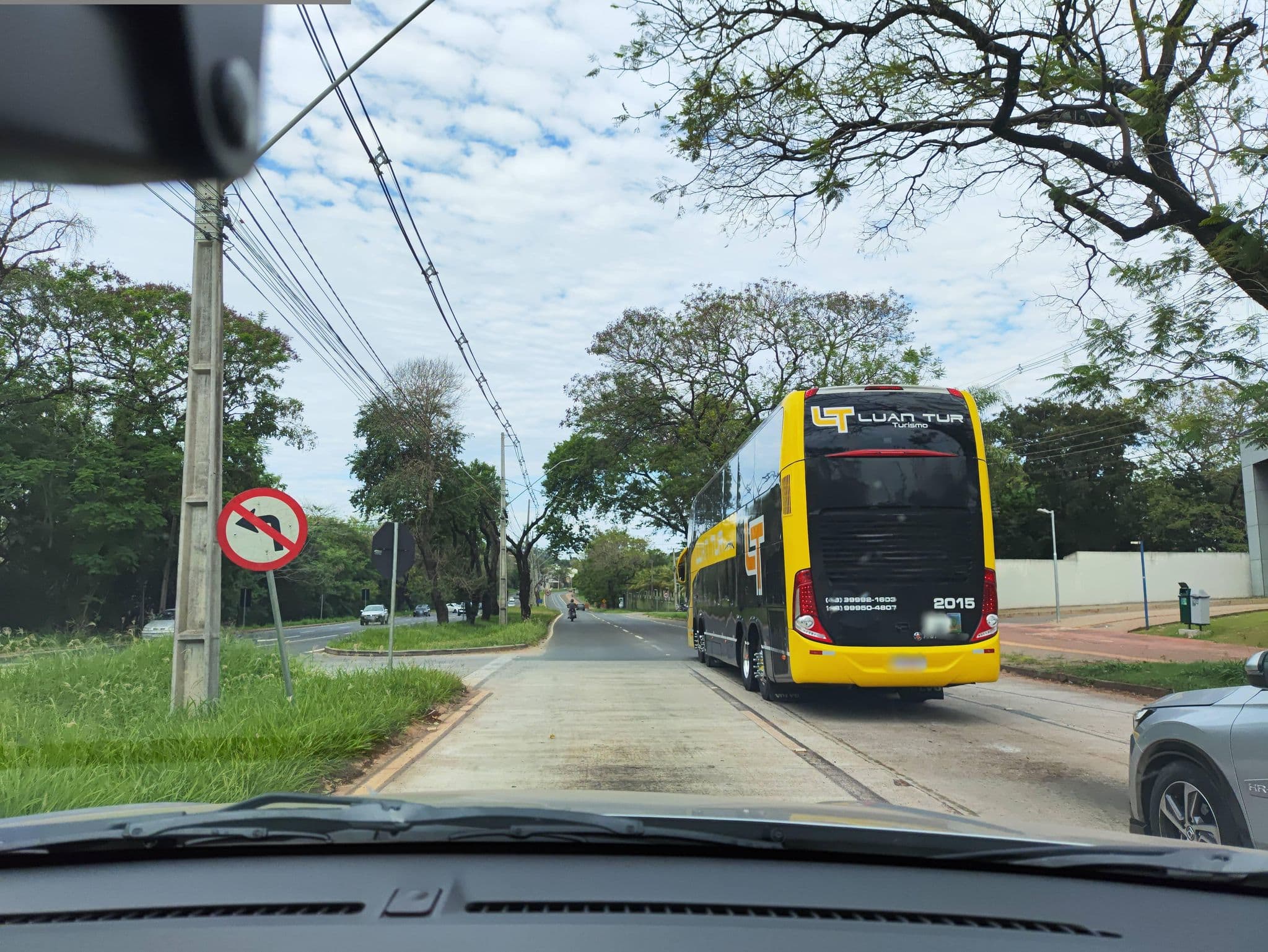 Street view near Hotel internacional, Foz do Iguaçu — © brunoslowen (CC BY-SA · Mapillary)