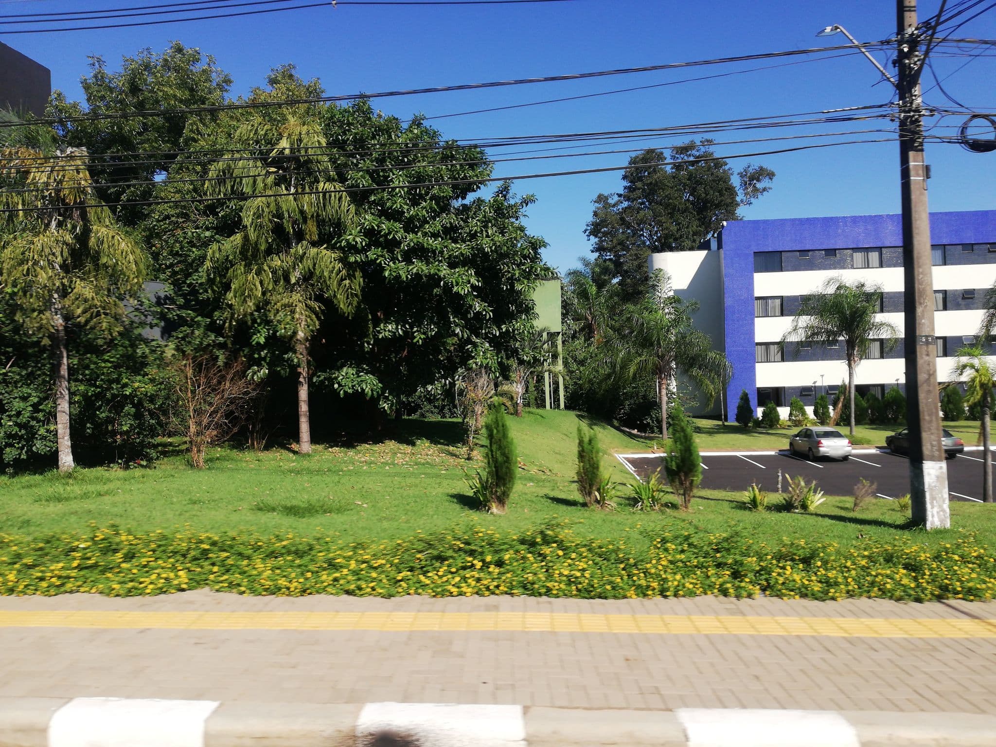 Street view near Iguassu Express, Foz do Iguaçu — © carlosbrys (CC BY-SA · Mapillary)