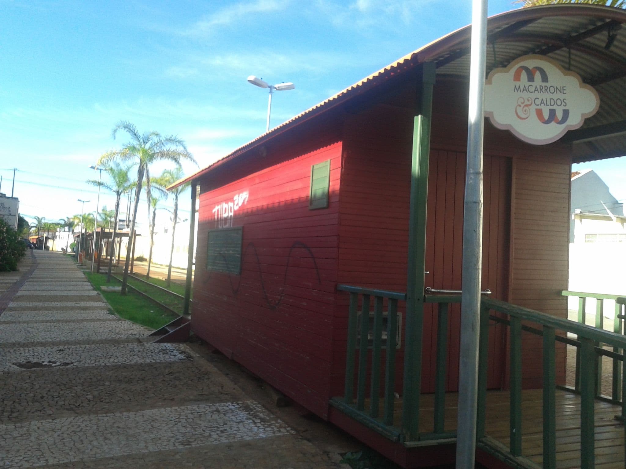 Street view near Júnior Hotel, Campo Grande — © ivaldo (CC BY-SA · Mapillary)