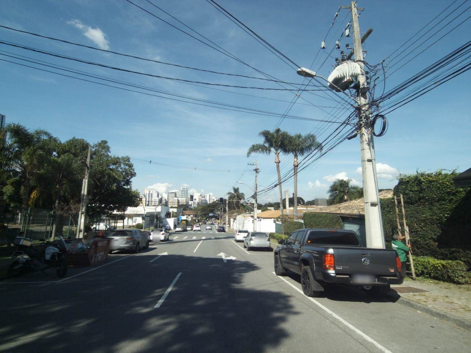 Street view near Lar Esperança, Curitiba — © projevias (CC BY-SA · Mapillary)