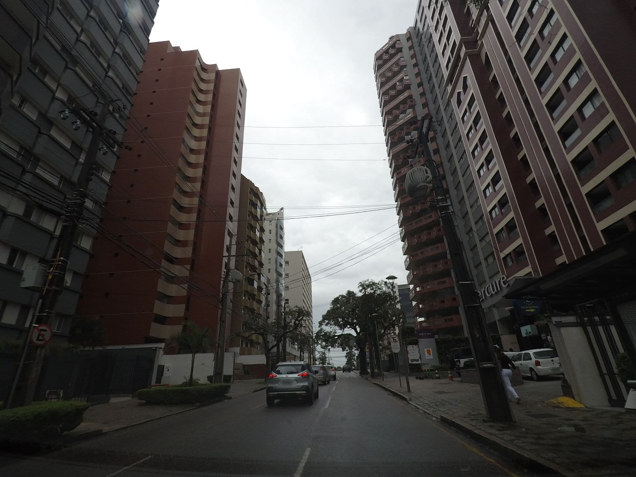 Street view near Sala De Ginastica, Curitiba — © marciosampaio (CC BY-SA · Mapillary)