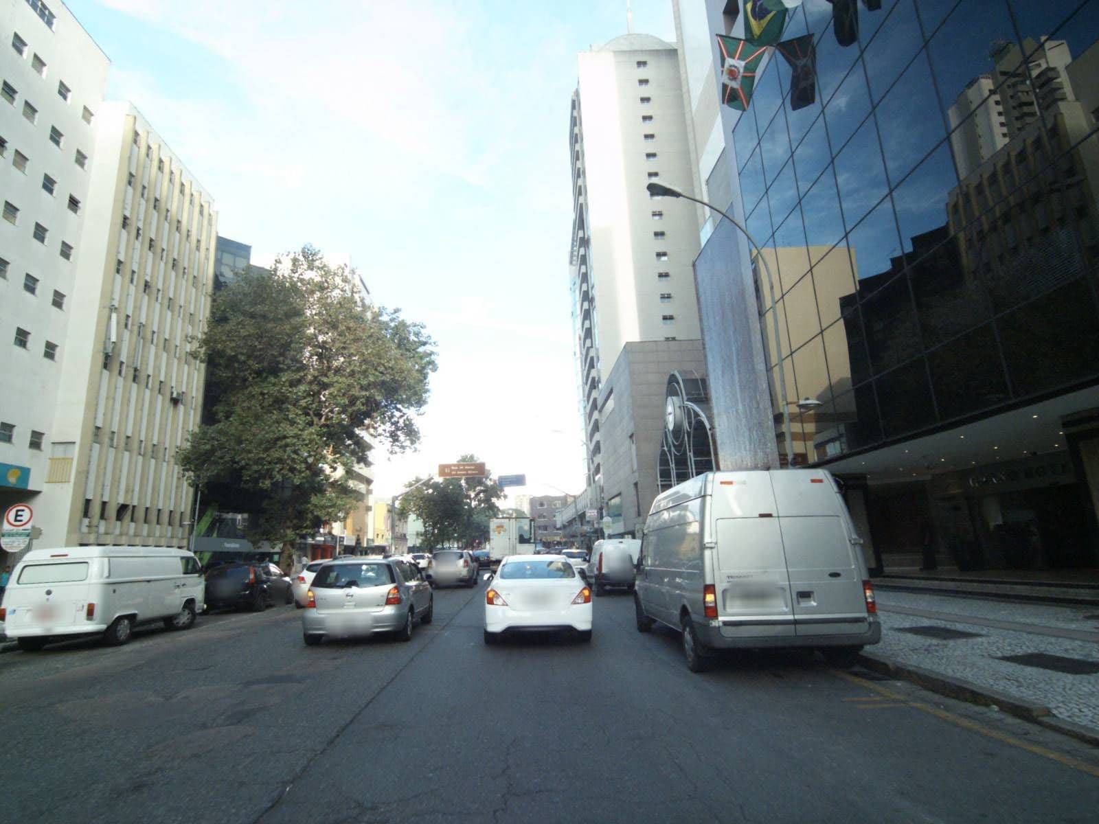 Street view near Grand Mercure Curitiba Rayon, Curitiba — © projevias (CC BY-SA · Mapillary)