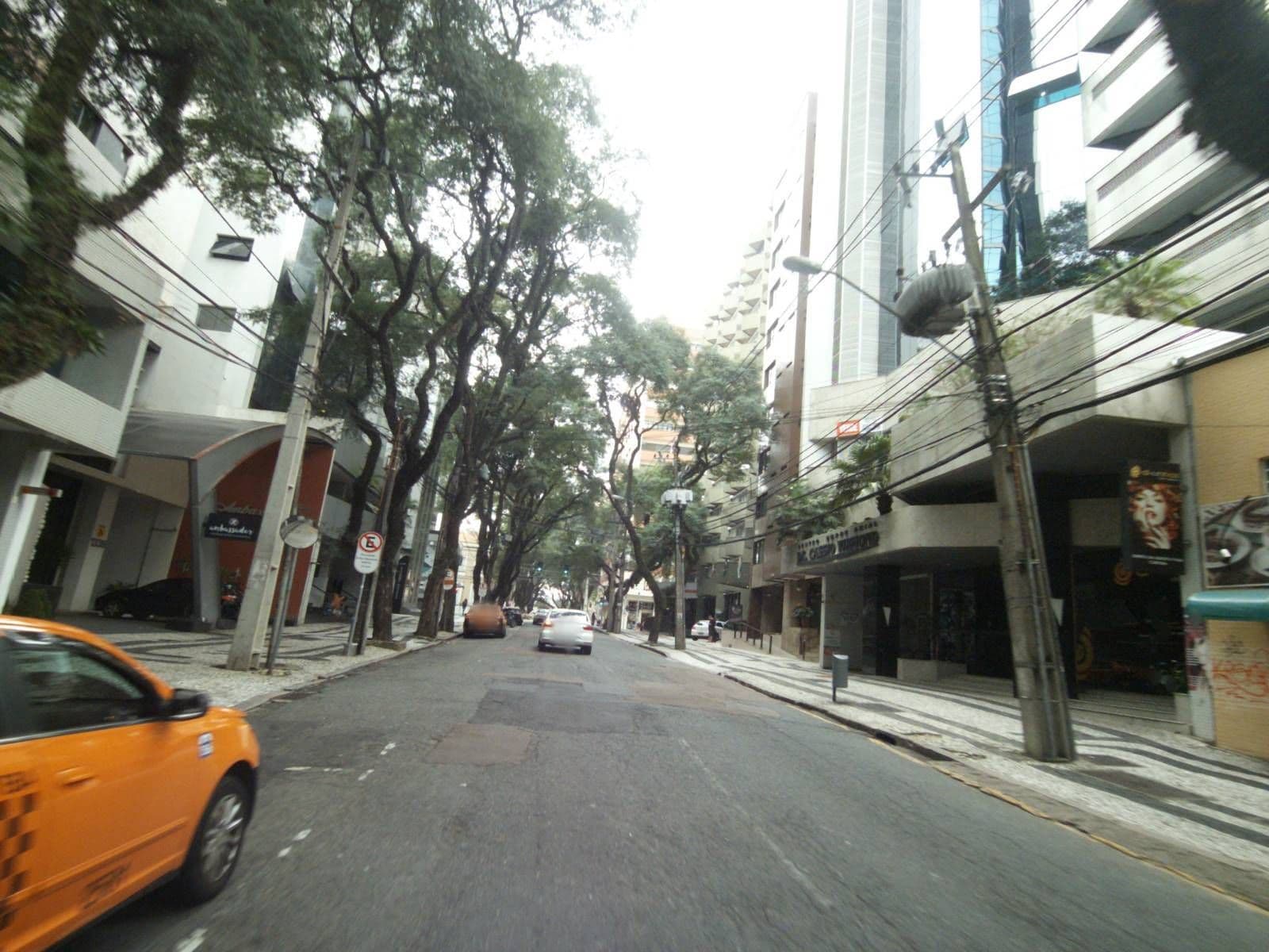 Street view near Awm Admnistradora de Hoteis, Curitiba — © projevias (CC BY-SA · Mapillary)