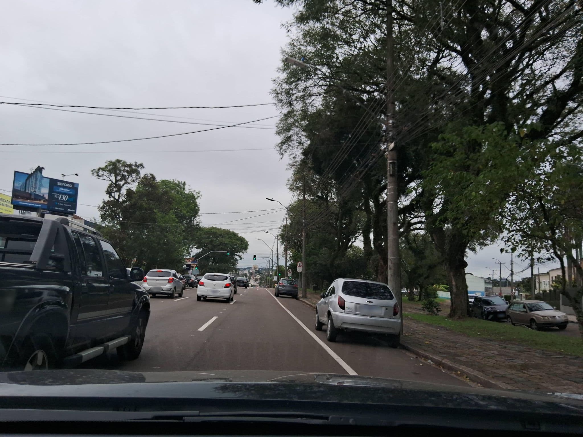 Street view near Hostel Batel, Curitiba — © GeoXavi (CC BY-SA · Mapillary)