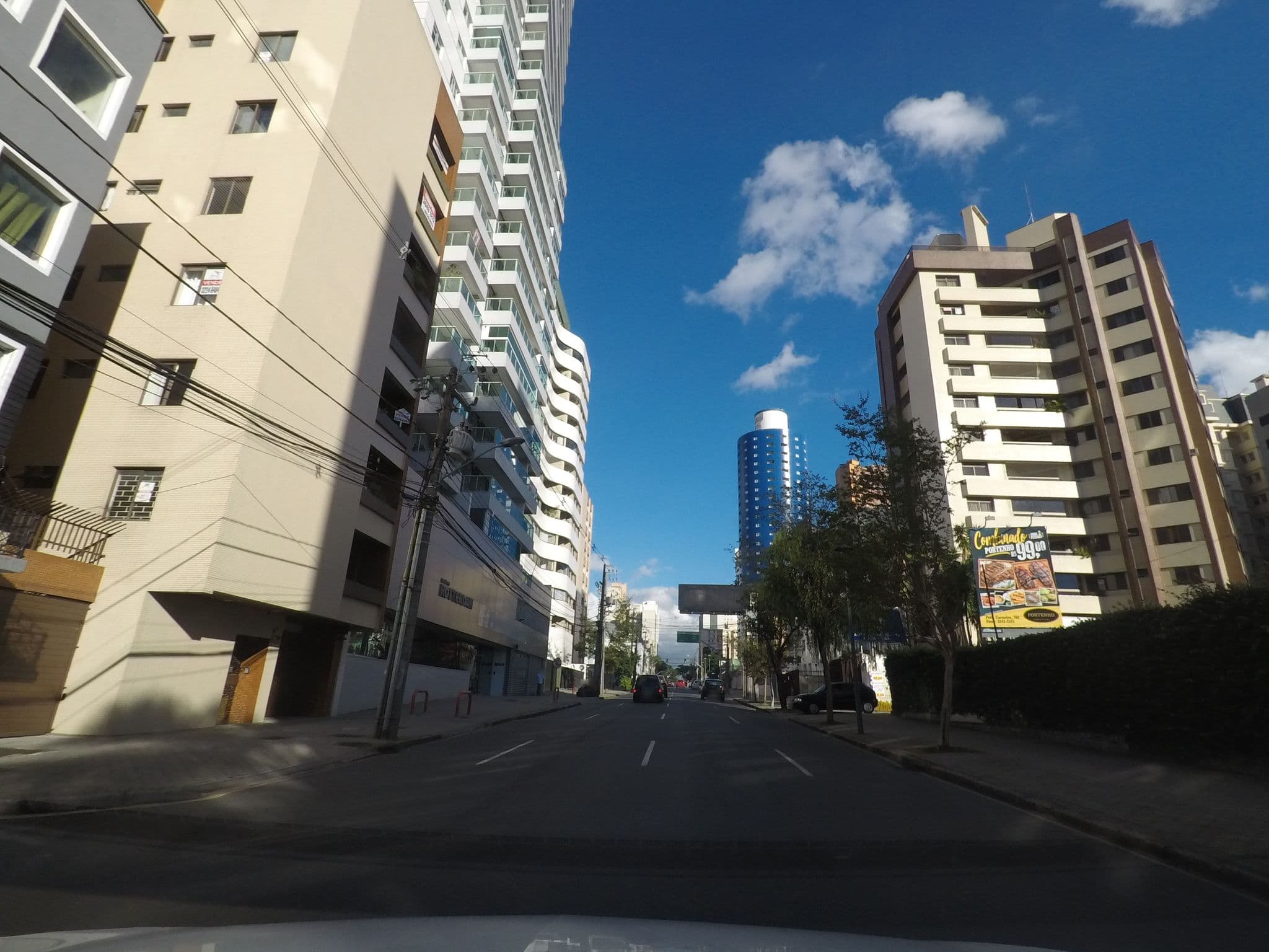 Street view near Tulip Inn, Curitiba — © marciosampaio (CC BY-SA · Mapillary)